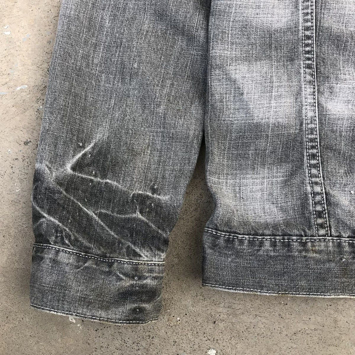 Levi's Vintage Clothing Vintage Levis redloop Distressed Denim Trucker Jacket Size US M / EU 48-50 / 2 - 7 Thumbnail