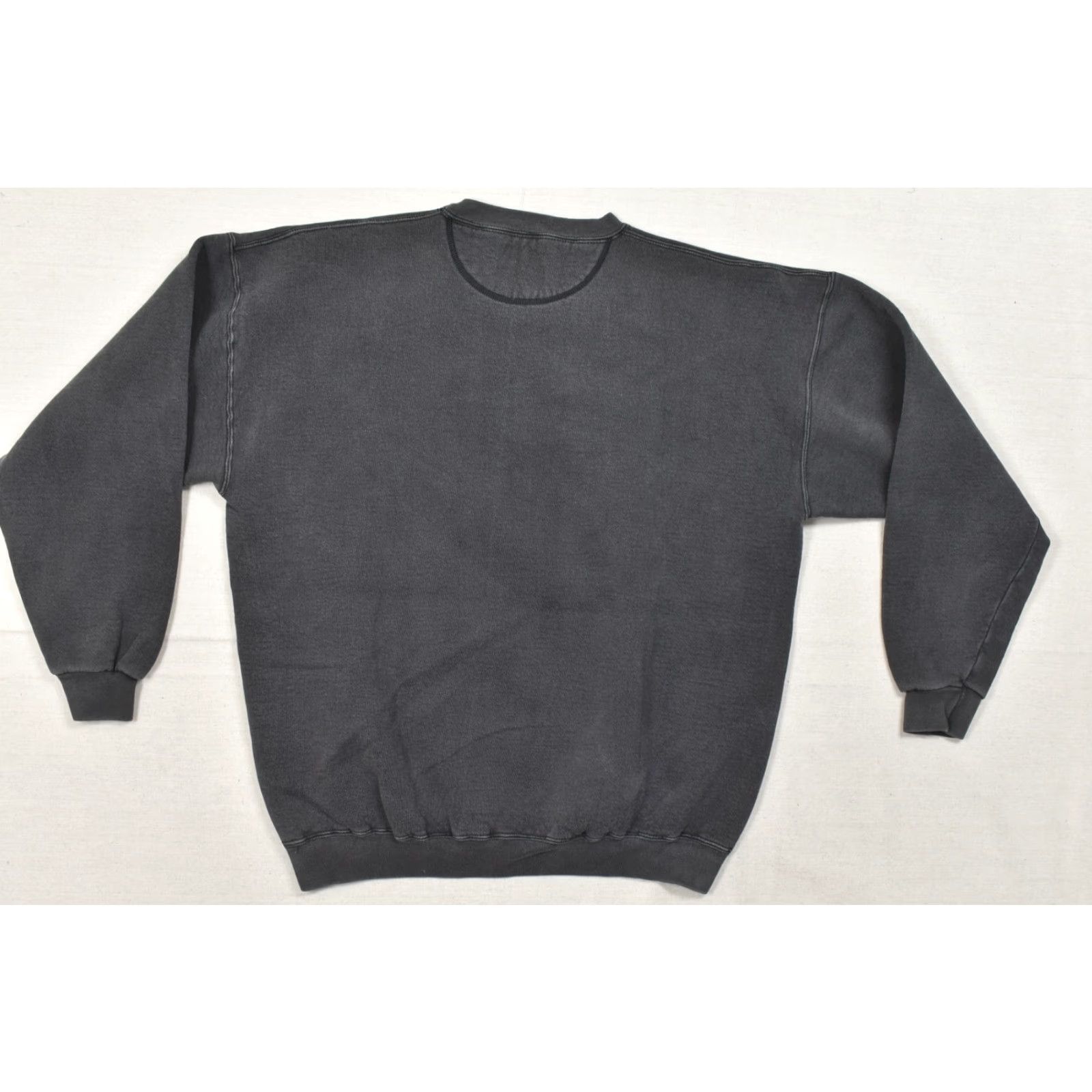 Hard Rock Cafe VINTAGE Hard Rock Cafe Washington DC Crewneck Sweater Black XL Men Pullover Long Sleeve Crew Neck Knit Winter Fall Size US XL / EU 56 / 4 - 4 Thumbnail