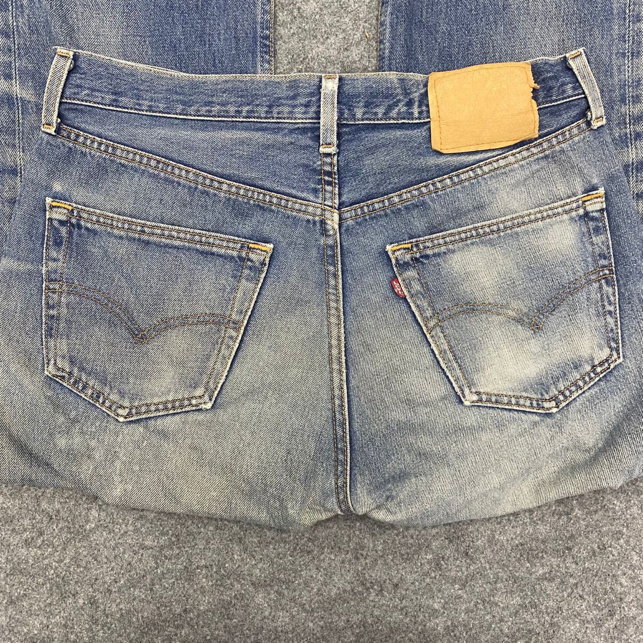 Levi's 💥Vintage 90s Levis 501 Distressed denim Kurt Cobain Style Size US 32 / EU 48 - 14 Thumbnail