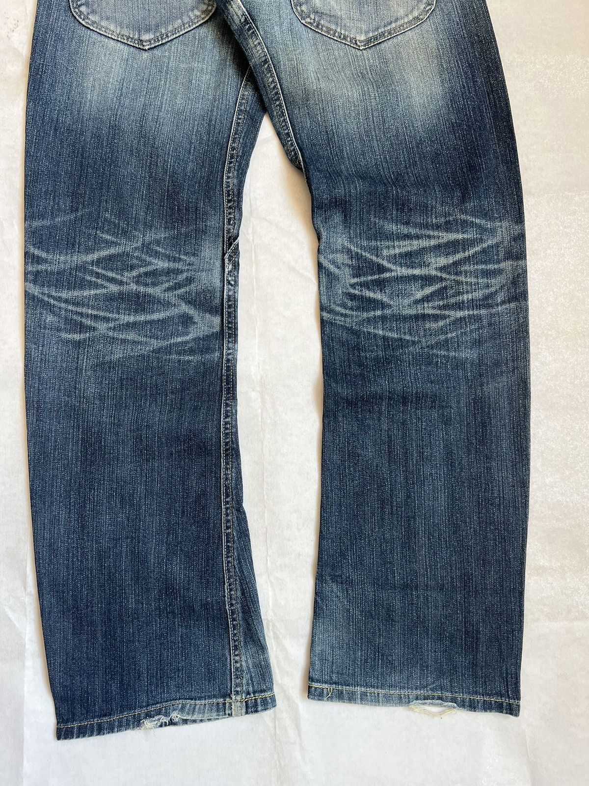 Lee Lee Cowboy Buckle Back Blue Wash Fading Distressed Denim Size US 31 - 6 Thumbnail