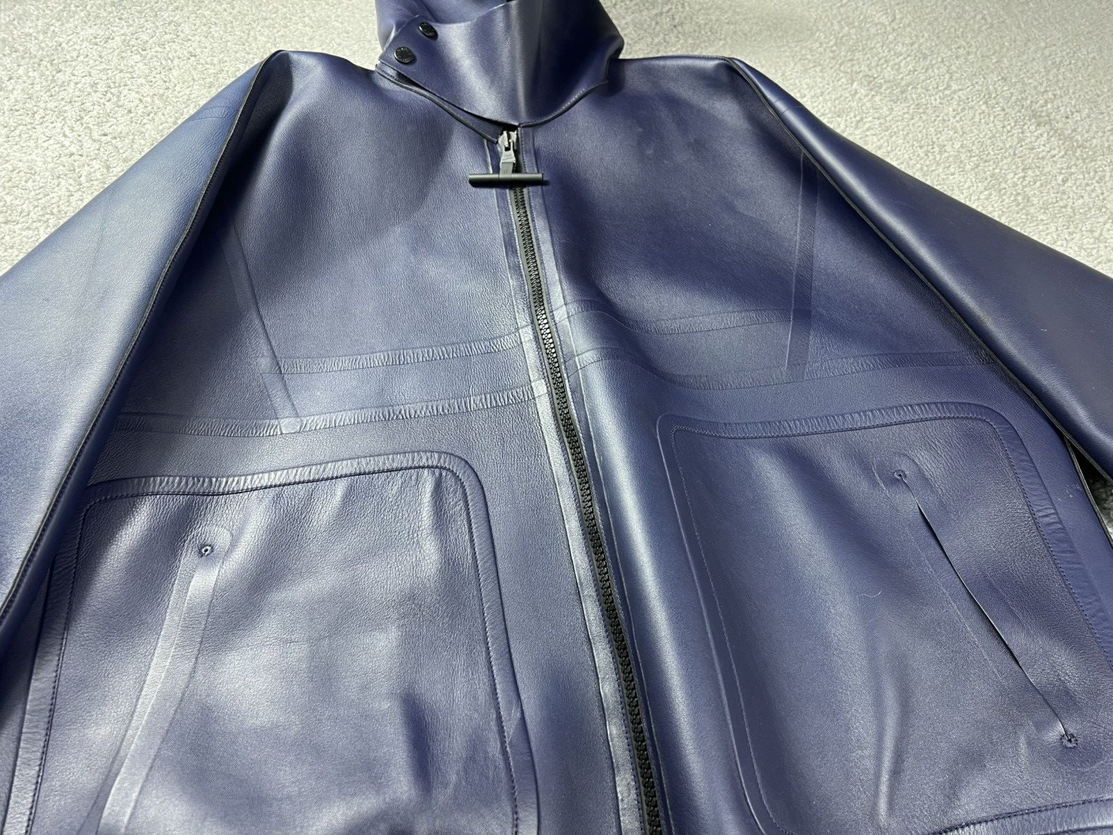 Louis Vuitton Louis Vuitton Leather Dark Blue Hooded Zip Up Jacket Size L Size US L / EU 52-54 / 3 - 10 Thumbnail