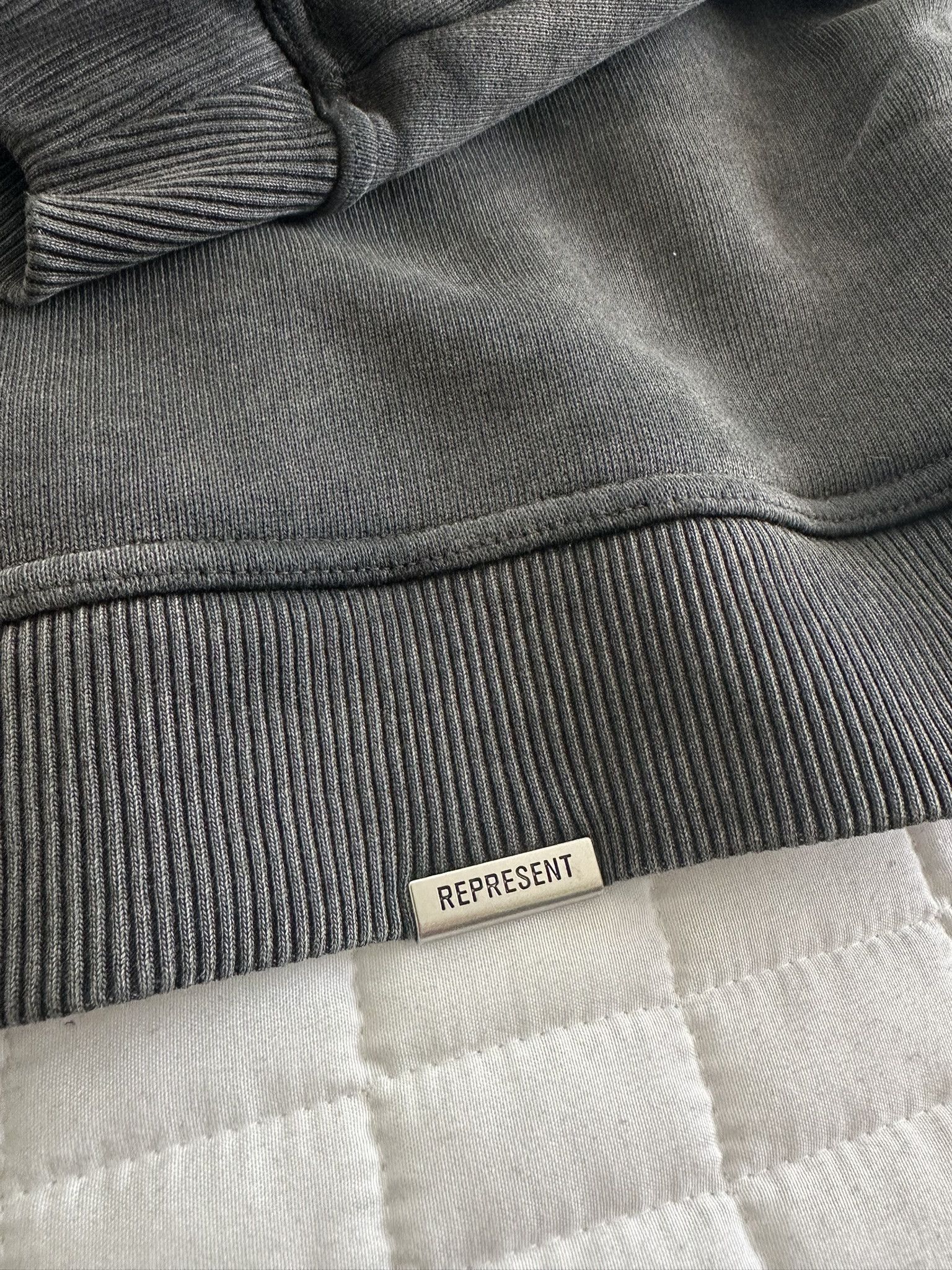 Represent Clo. Represent REP Applique Oversized Crewneck Washed Black Size US XL / EU 56 / 4 - 3 Thumbnail