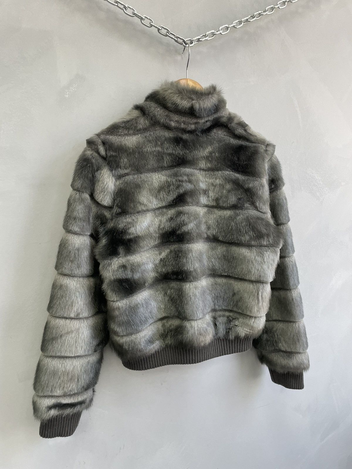 Divided Fur fuzzy bomber jacket hystericglamour style hype y2k Size S / US 4 / IT 40 - 18 Thumbnail