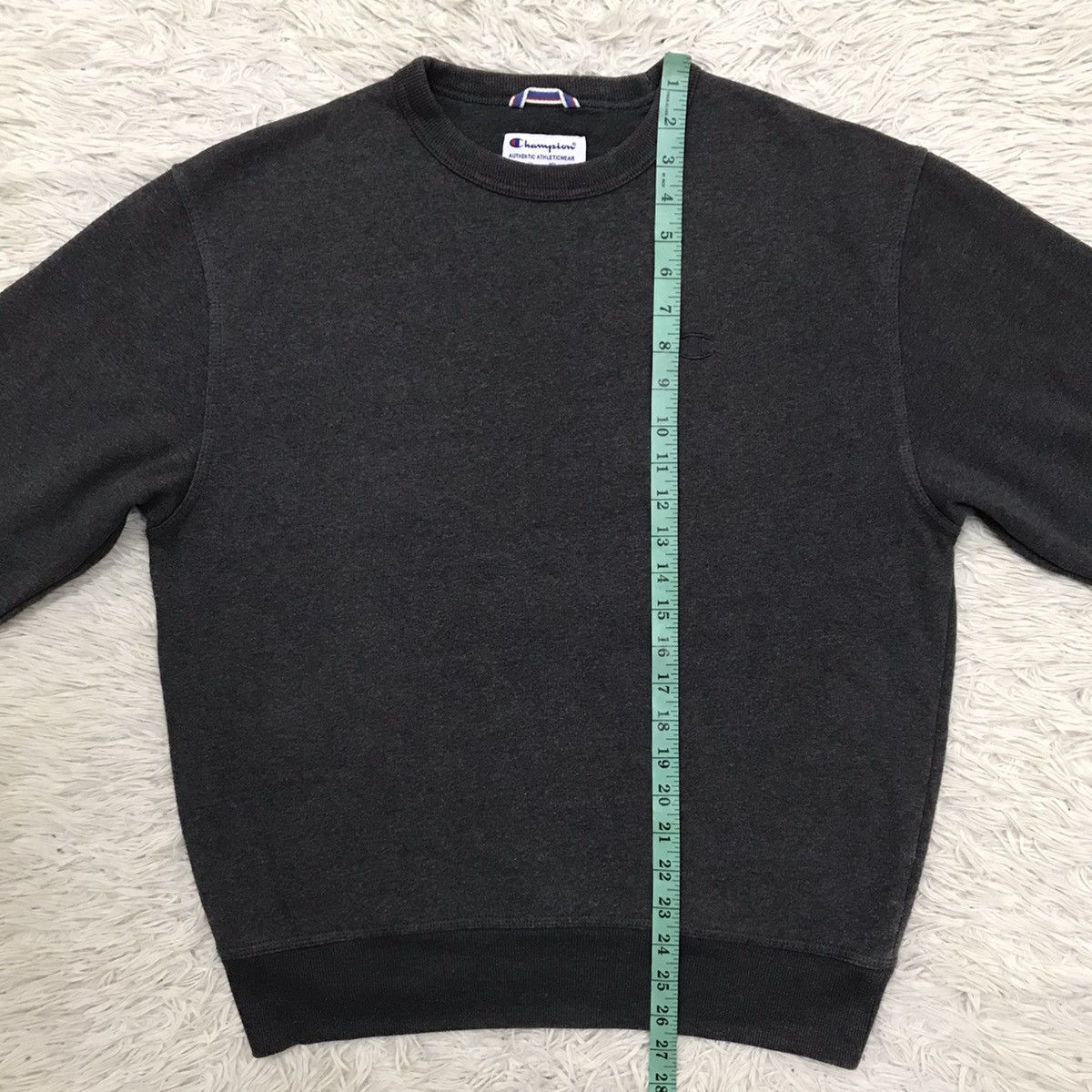 Champion CHAMPION AUTHENTIC ATHLETICWEAR SMALL LOGO SWEATSHIRT Size US M / EU 48-50 / 2 - 13 Thumbnail