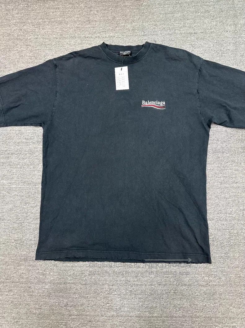 Balenciaga Balenciaga Washed and distressed black short-sleeve Size US L / EU 52-54 / 3 - 1 Thumbnail