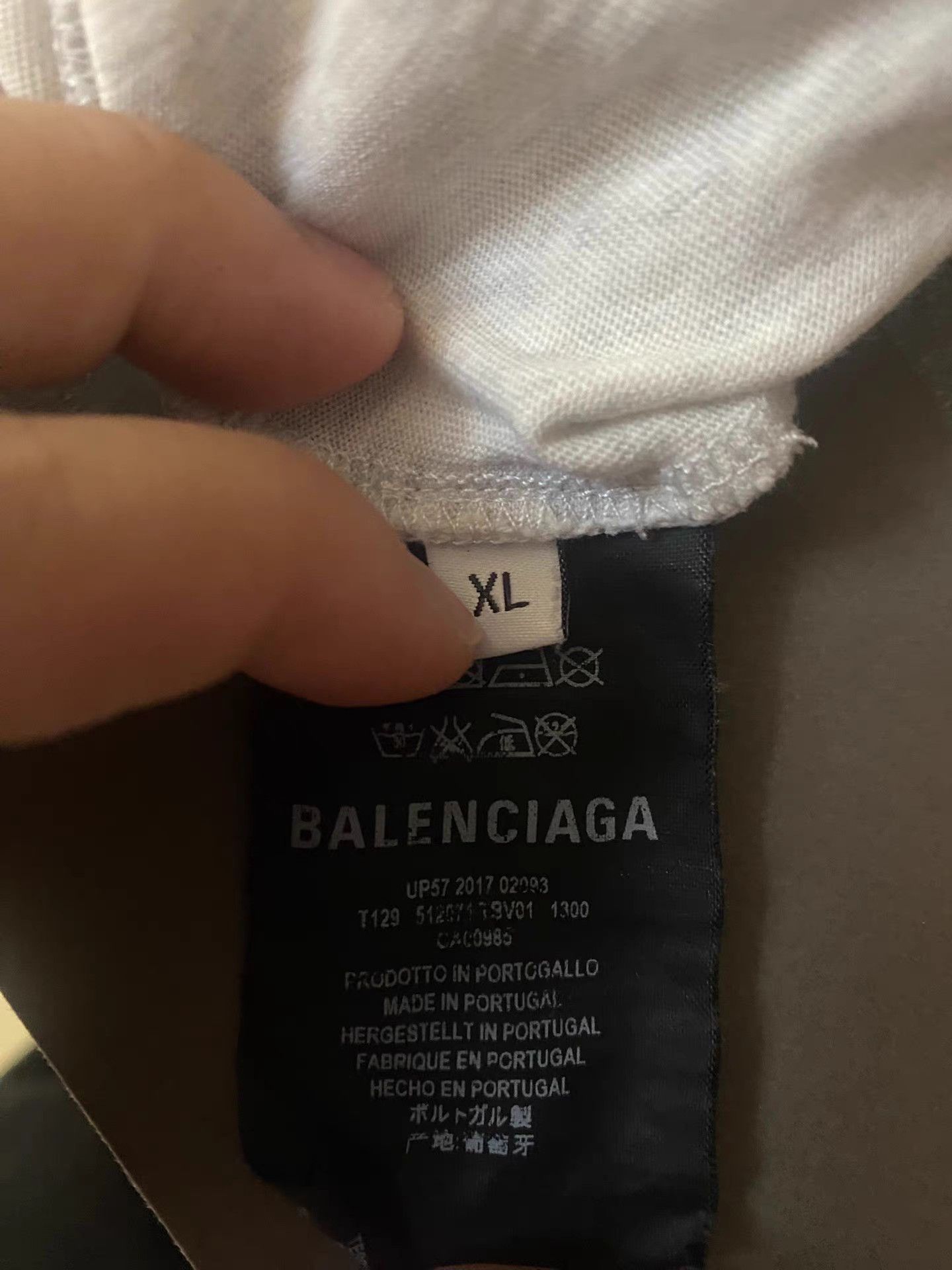 Balenciaga Balenciaga 2018 Double B Logo T-shirt Size US XL / EU 56 / 4 - 4 Thumbnail