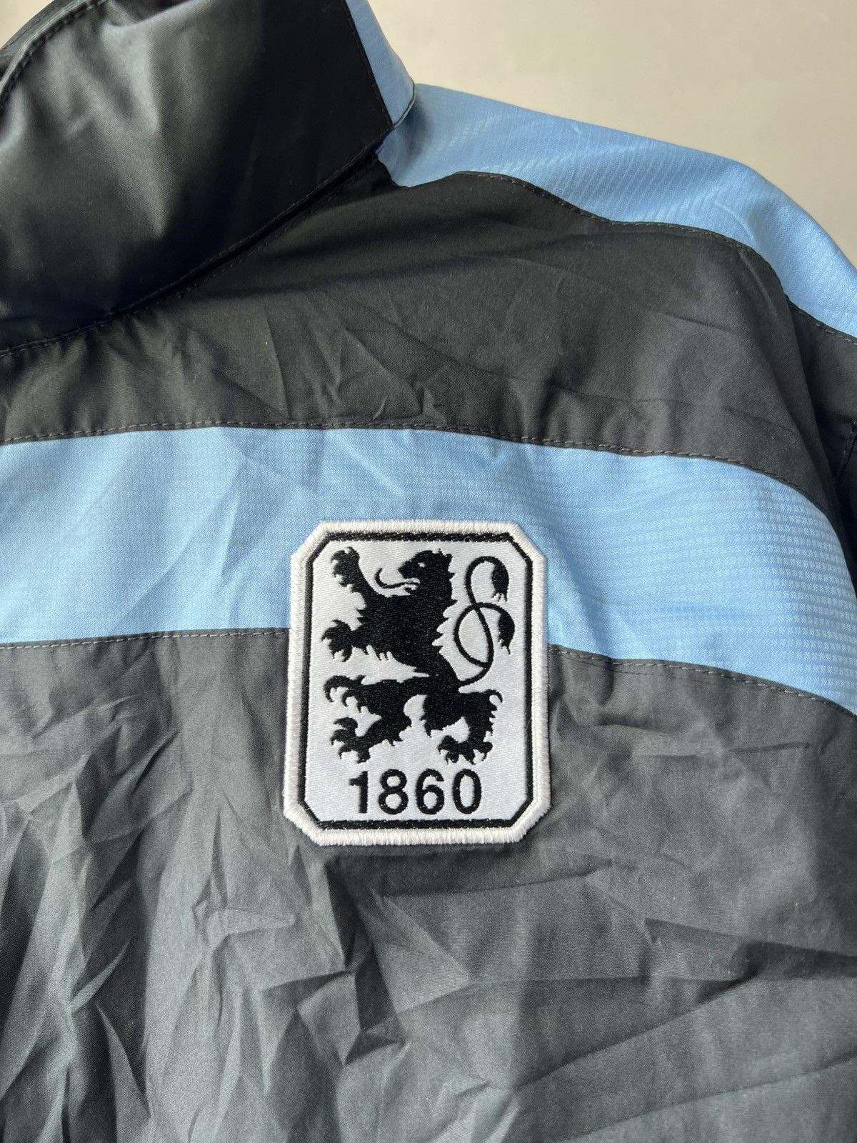 Other 2014/15 TSV MUNICH 1860 SOCCER FOOTBALL JACKET UHLSPORT Size US L / EU 52-54 / 3 - 8 Thumbnail