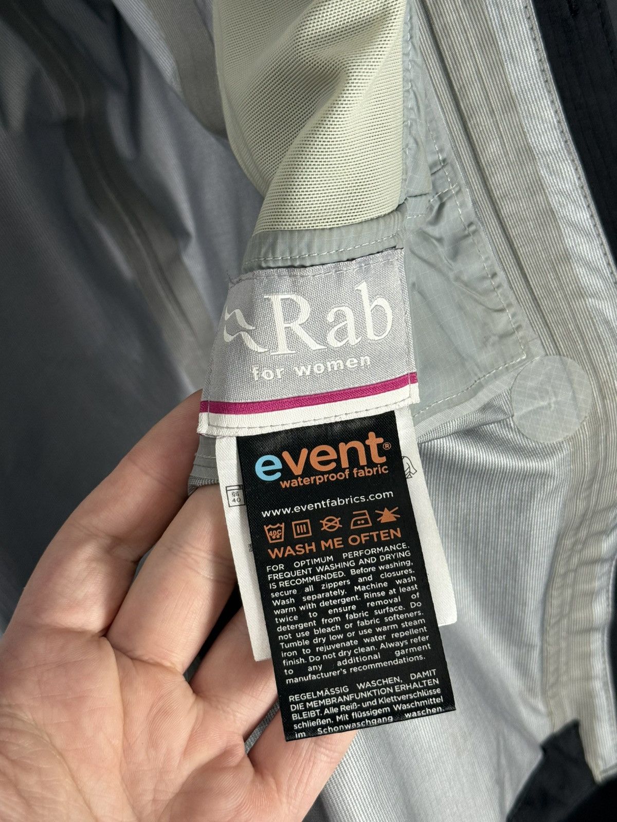 Rab RAB Latok Alpine Jacket Size M Womens Black Size M / US 6-8 / IT 42-44 - 17 Thumbnail
