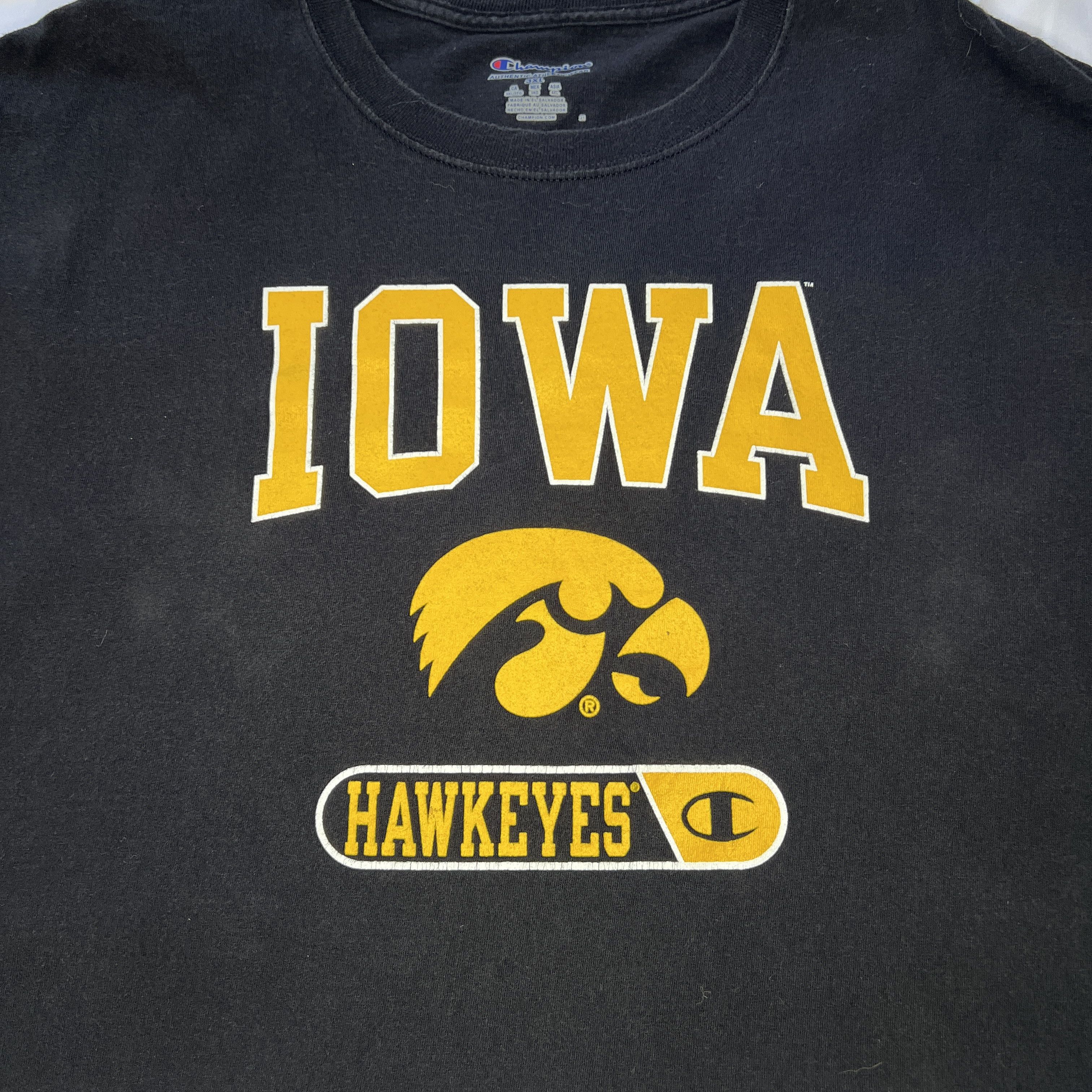 Champion Vintage Champion Iowa NCAA Football T-Shirt Size US XXL / EU 58 / 5 - 5 Thumbnail