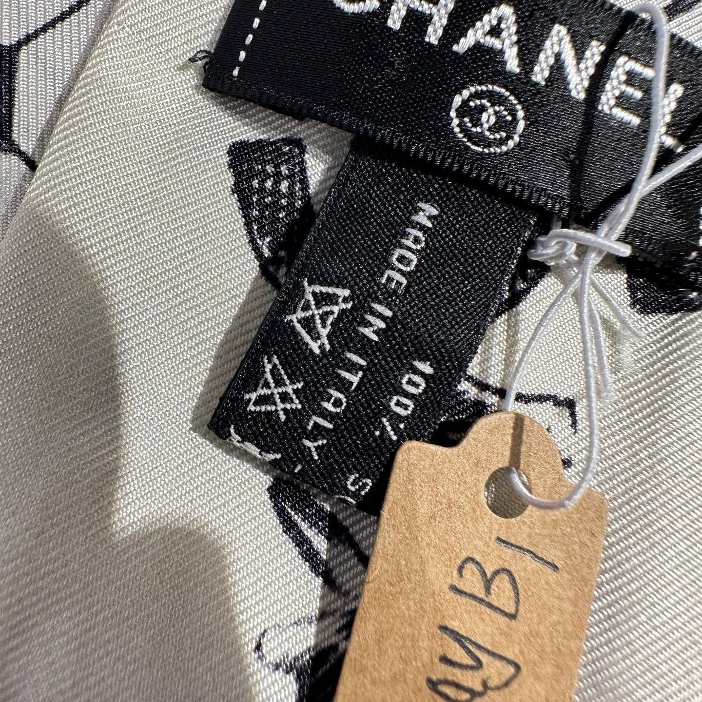 Chanel Chanel Twilly Floral Logo Silk Scarf Size ONE SIZE - 5 Thumbnail