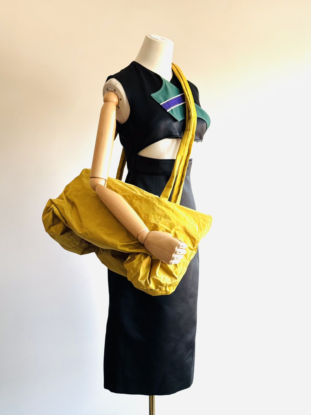 Romeo Gigli Vintage Romeo Gigli convertible knot duffle bag Size ONE SIZE - 12 Thumbnail