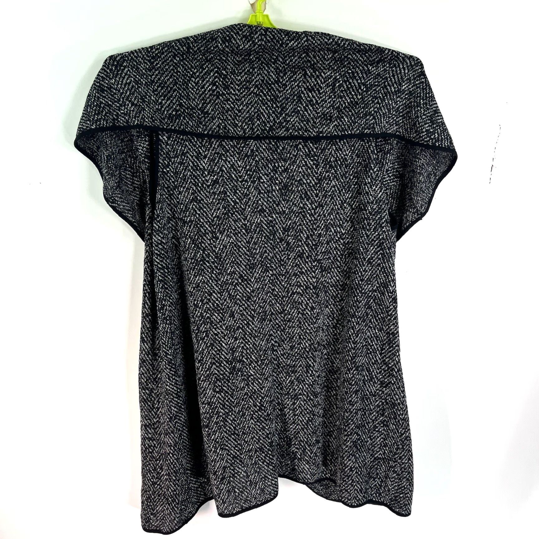 Vintage Full Figured Fashionista Cardigan Open Front Sweater Women’s 3XL Black Gray Size Plus Women Cardigan Sweater Plus 3XL Open Front Cardigan Size XXL / US 16-18 / IT 52-54 - 7 Thumbnail