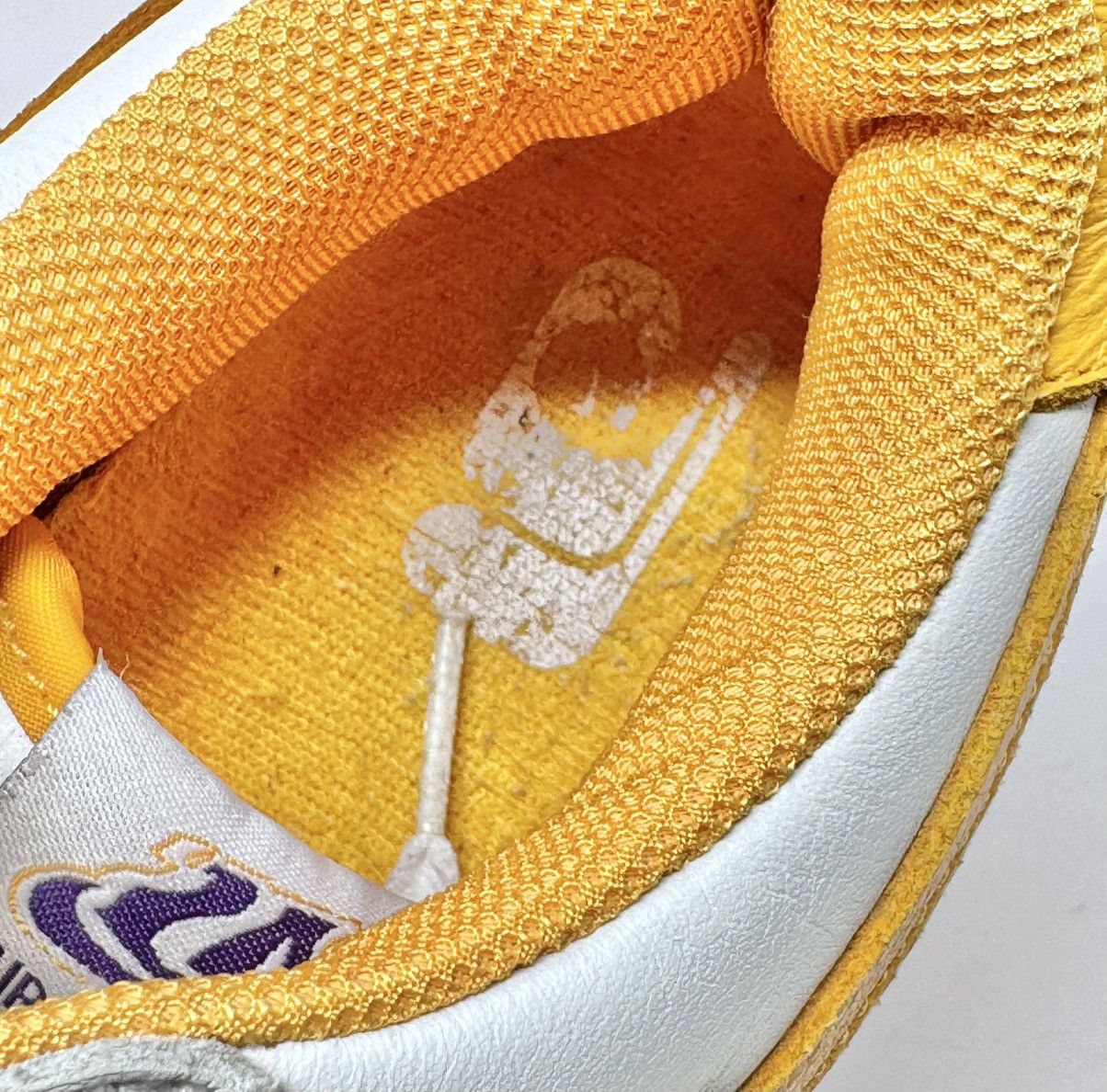 Nike × Vintage Vintage 2002 Nike Air Force 1 Low Lakers size 8.5 Size US 11 / EU 44 - 17 Thumbnail