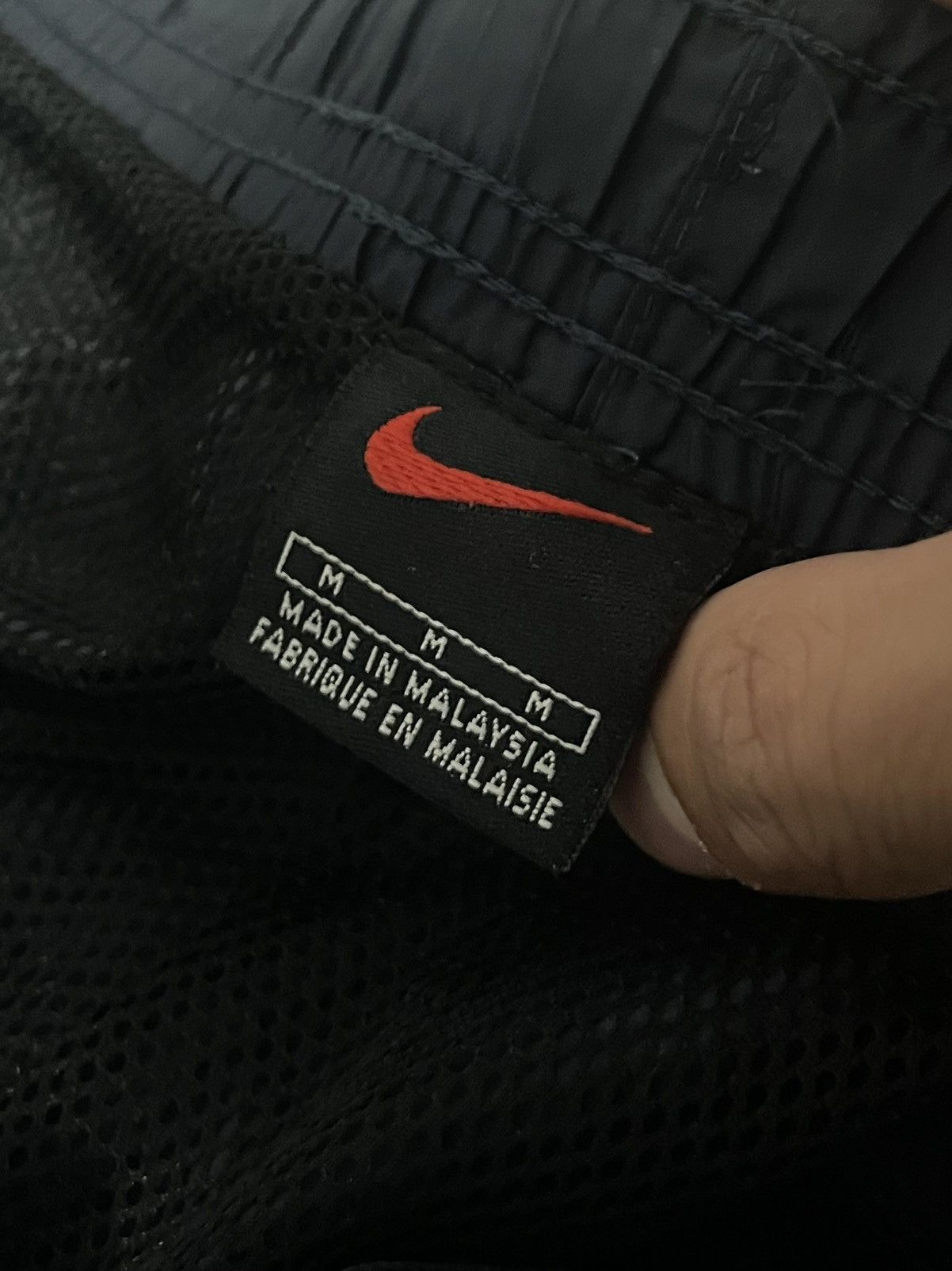 Nike × Vintage Vintage Nike Track Pants Size US 32 / EU 48 - 4 Thumbnail