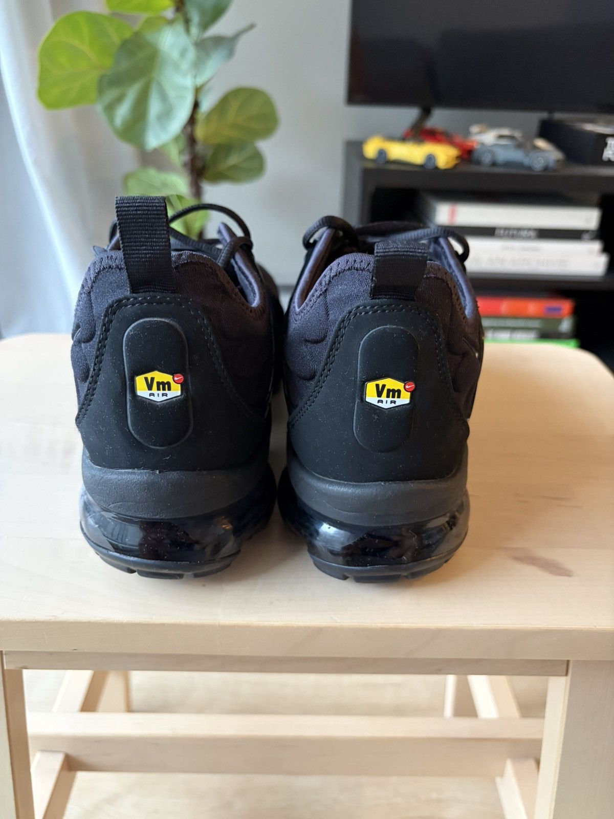 Nike Nike Air Vapormax Plus Size US 9 / EU 42 - 4 Thumbnail