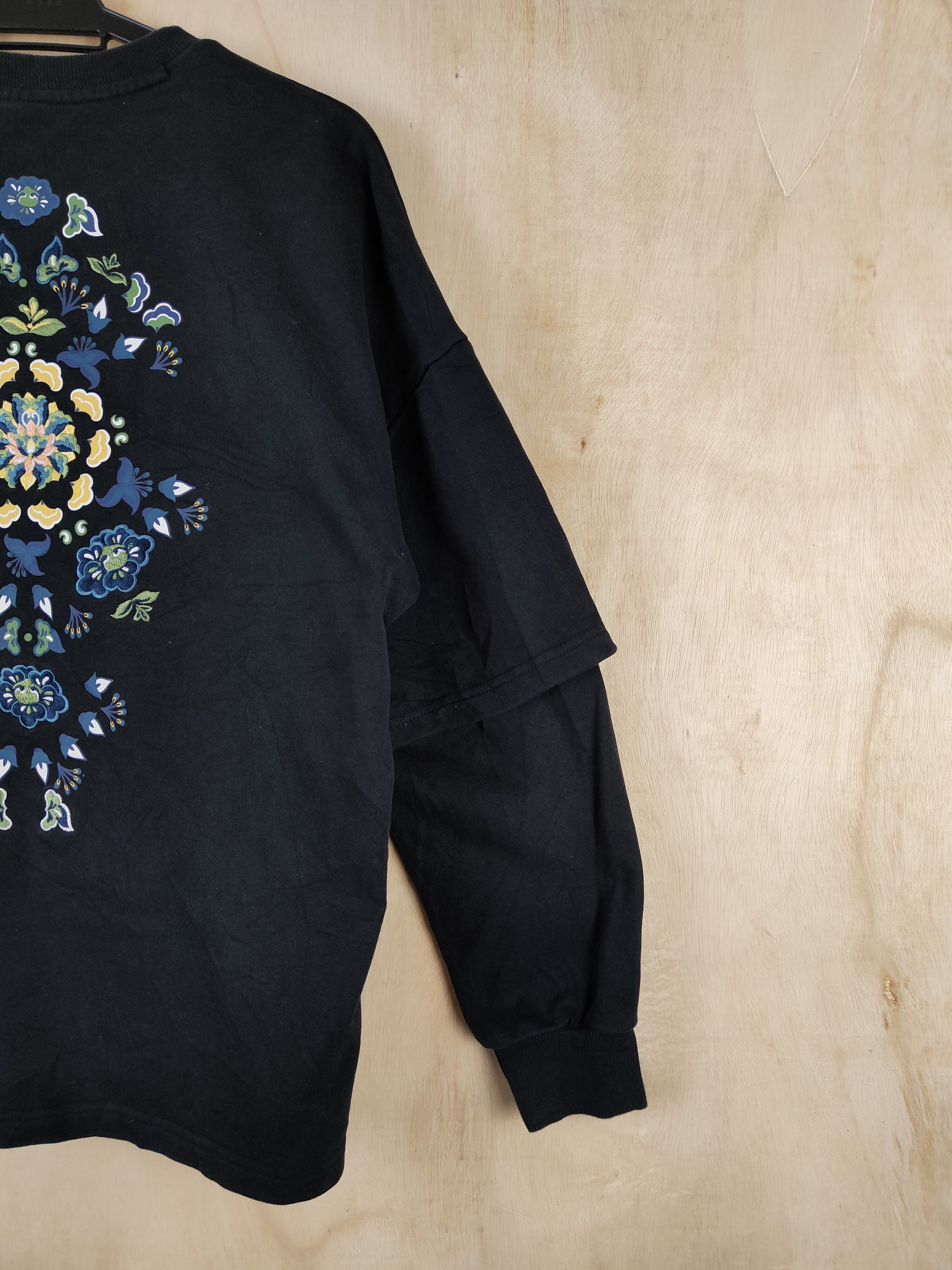 Japanese Brand Japanese Brand art vintage Black Sweatshirts #S2642 Size US M / EU 48-50 / 2 - 3 Thumbnail