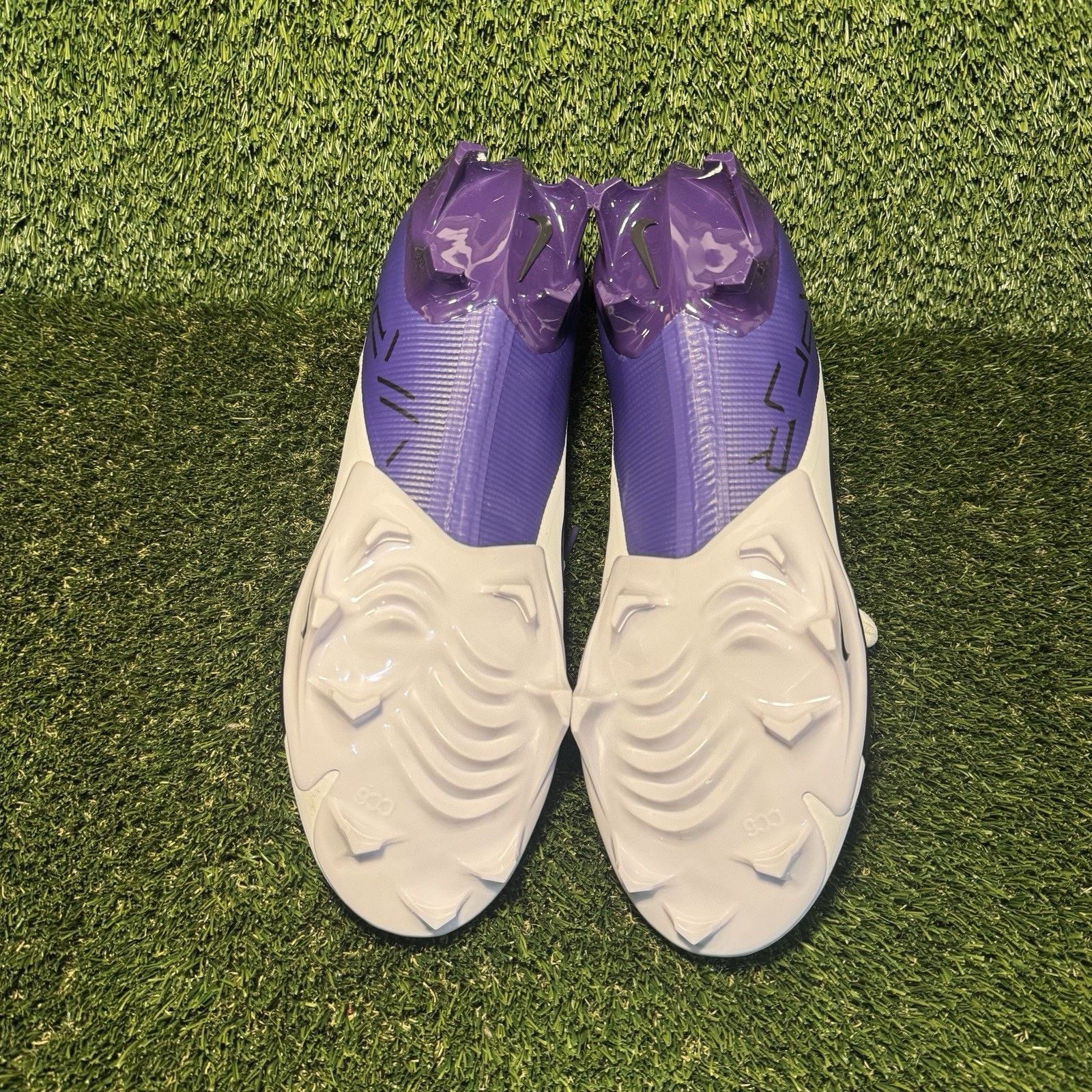 Nike Size 11 - Nike Vapor Edge Pro 360 2 Cleats White Purple Size US 11 / EU 44 - 7 Thumbnail