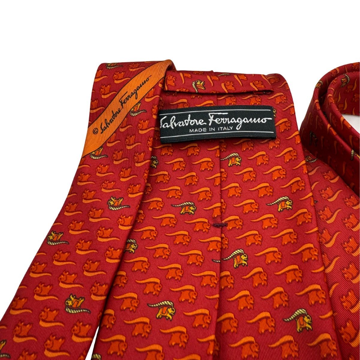 Salvatore Ferragamo Salvatore Ferragamo Silk Tie, Red, Made in Italy, Like New Size ONE SIZE - 4 Thumbnail