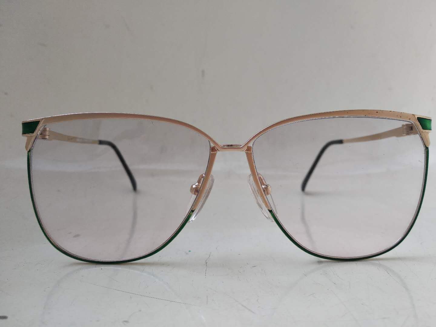 Vintage Vintage 80s TURA Mod 402 Woman Eyeglasses Frame Japan Size ONE SIZE - 1 Thumbnail