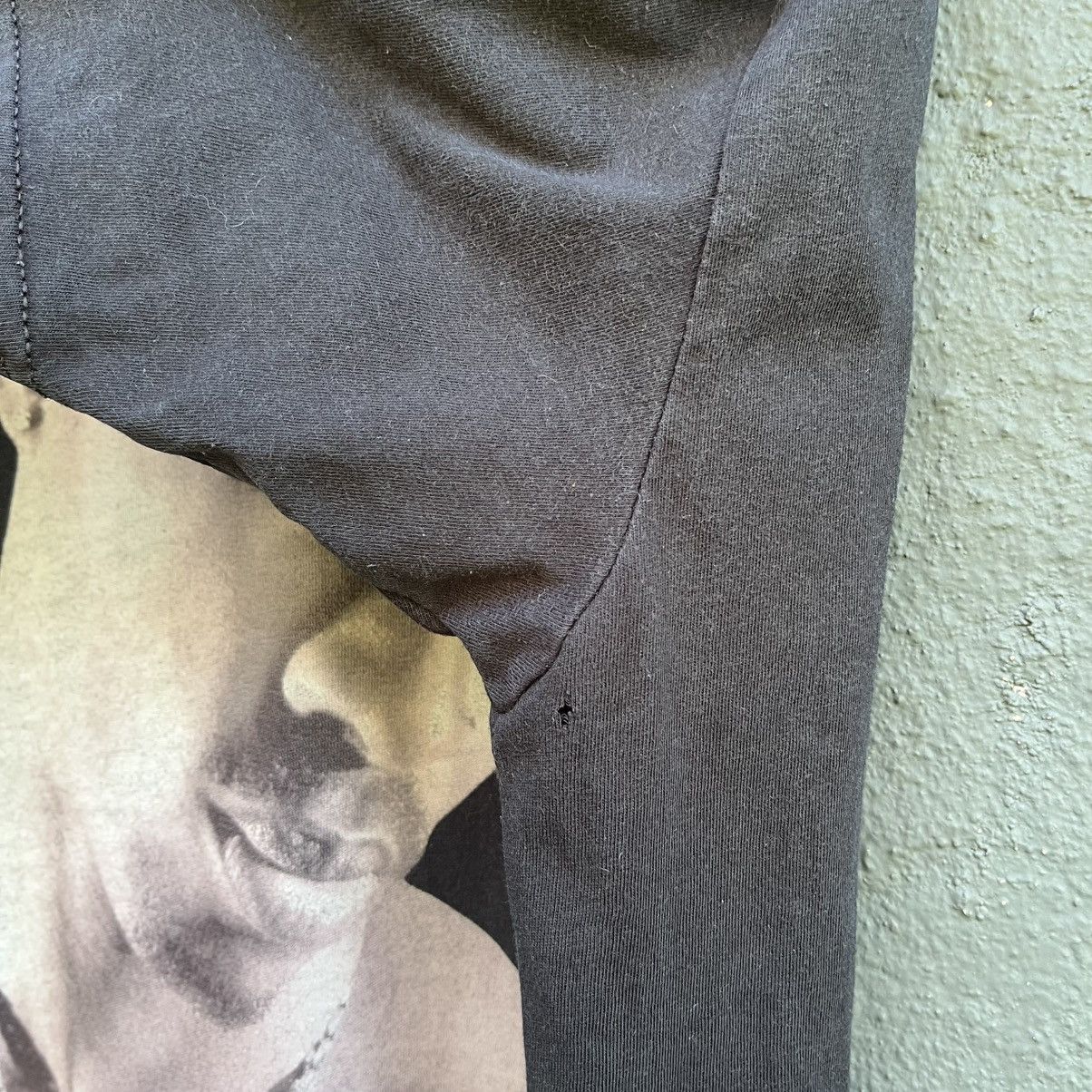 Rap Tees Thrashed Faded Tupac Rap Tee Size US XL / EU 56 / 4 - 5 Thumbnail