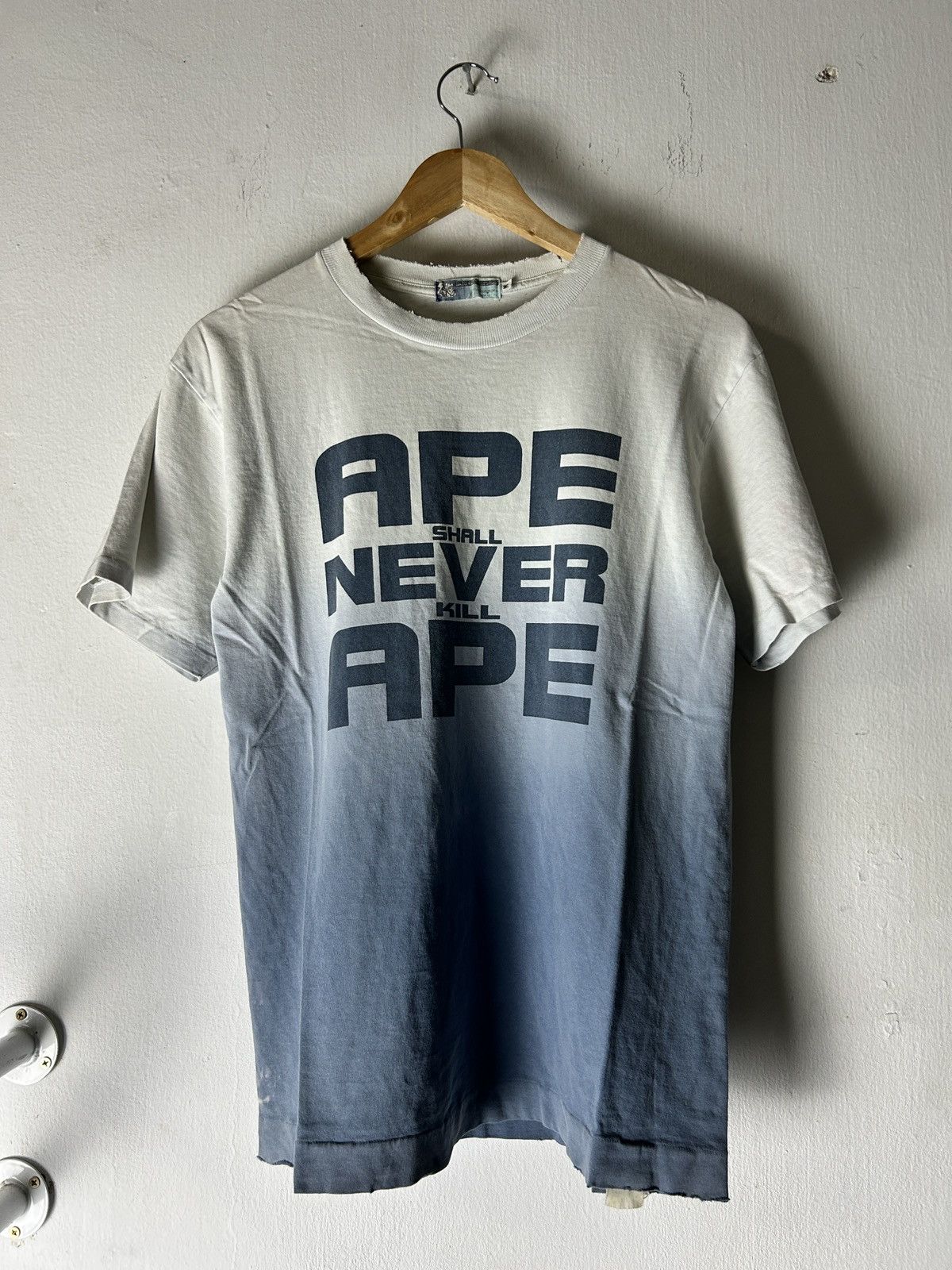 Bape Vintage Distressed Bathing Ape Bape Shall Nevel Kill Ape Size US M / EU 48-50 / 2 - 1 Thumbnail