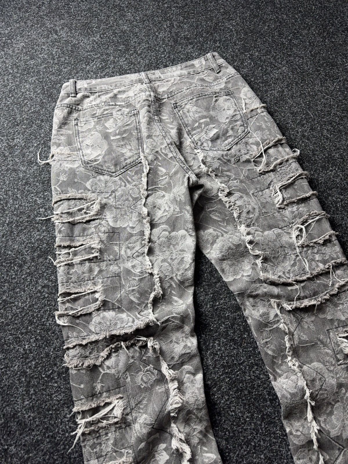 Japanese Brand 00s Distressed Grey Denim Jeans Opium Punk Grunge Wide Leg Size US 32 / EU 48 - 14 Thumbnail