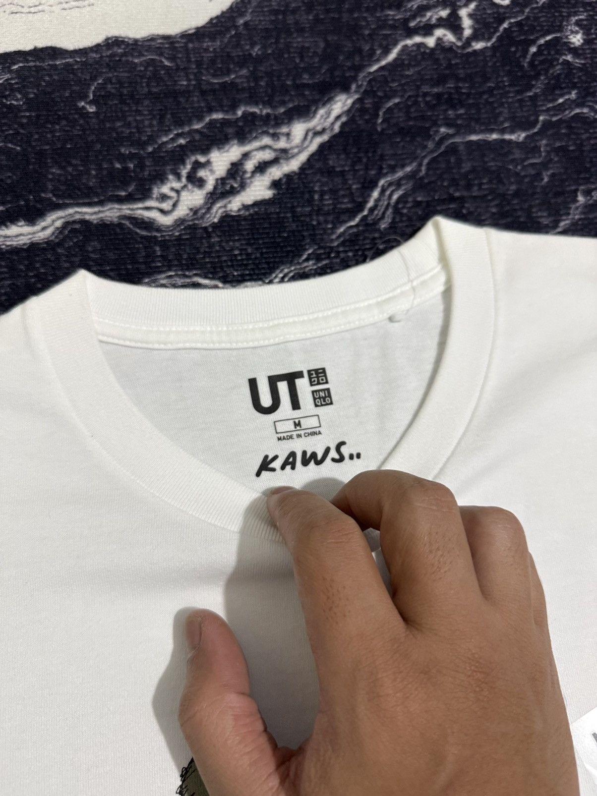 Kaws Uniqlo x kaws t shirt Size US M / EU 48-50 / 2 - 5 Thumbnail