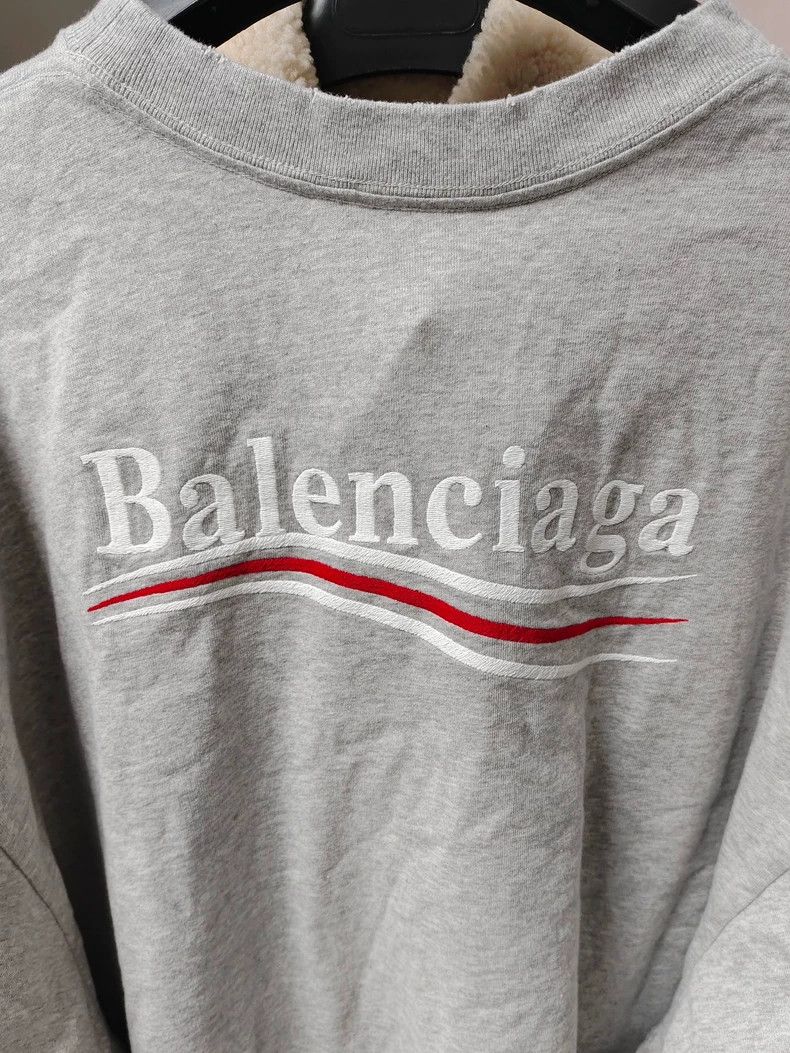 Balenciaga Balenciaga Embroidered cola fake two-piece long-sleeved sw Size US M / EU 48-50 / 2 - 4 Thumbnail