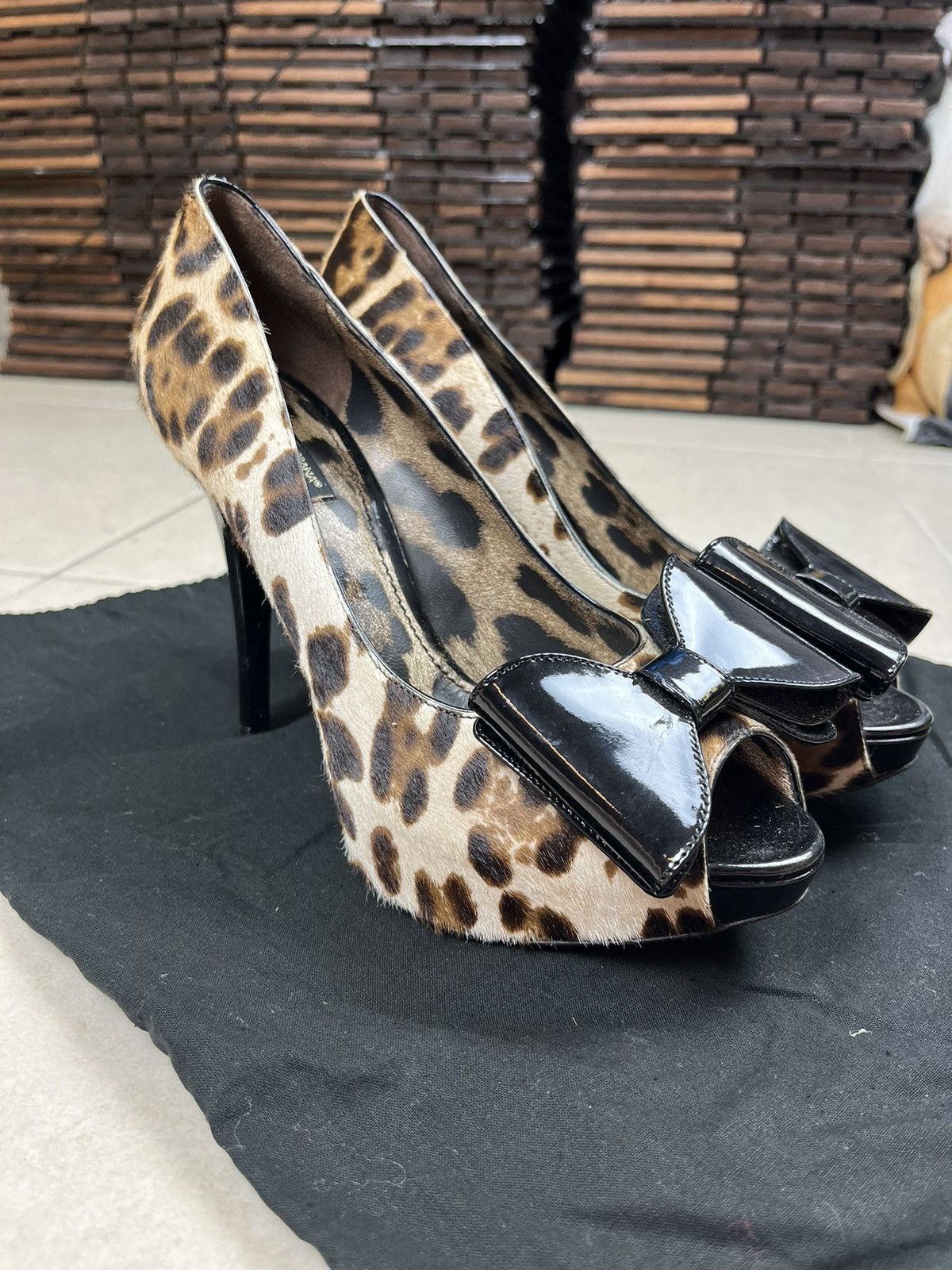 Dolce & Gabbana Dolce & Gabbana Peep Toe Pumps Size US 8.5 / IT 38.5 - 1 Thumbnail