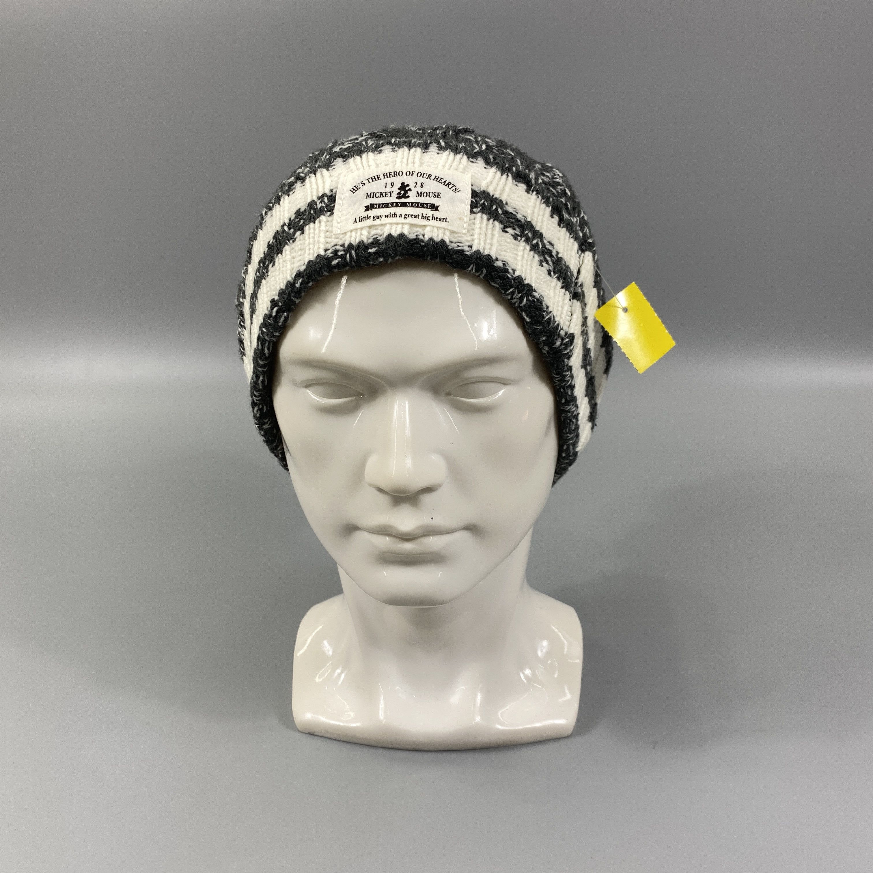 Mickey Mouse Mickey Mouse Knitted Snow Cap -BN1053 Size ONE SIZE - 1 Thumbnail