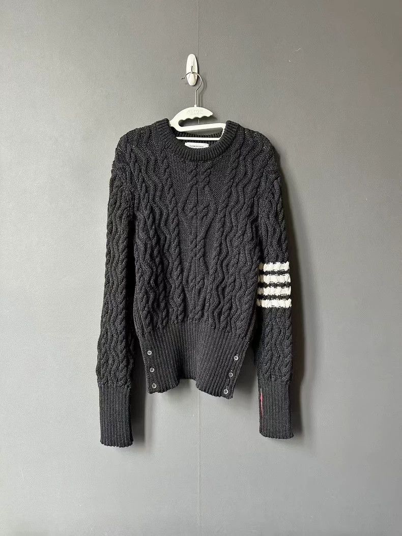 Thom Browne Thom Browne woollen sweater Size US M / EU 48-50 / 2 - 1 Thumbnail
