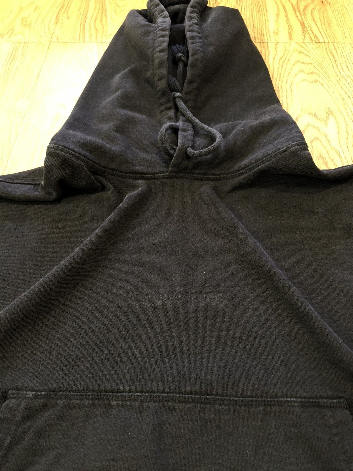 Acne Studios Acne Studios Joghy Emboss hoodie Size XS / US 0-2 / IT 36-38 - 10 Thumbnail