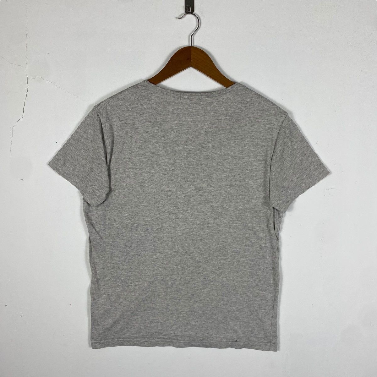 Burberry × Vintage BURBERRY BLACK LABEL Big Graphic V-Neck Tee Shirt Size 3 Size US L / EU 52-54 / 3 - 4 Thumbnail
