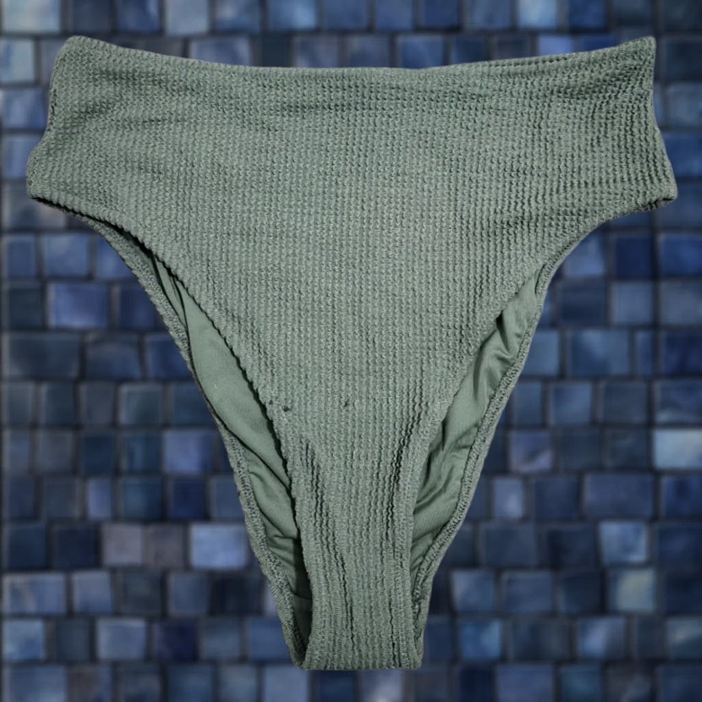 Vintage Aerie Bikini Bottoms Womens L Green Texture Flaw Solid Polyester 64% Recycled Nylon 24% Nylon 8% Metallic 4% Elastane Bottoms Size 36" / US 14 / IT 50 - 1 Thumbnail