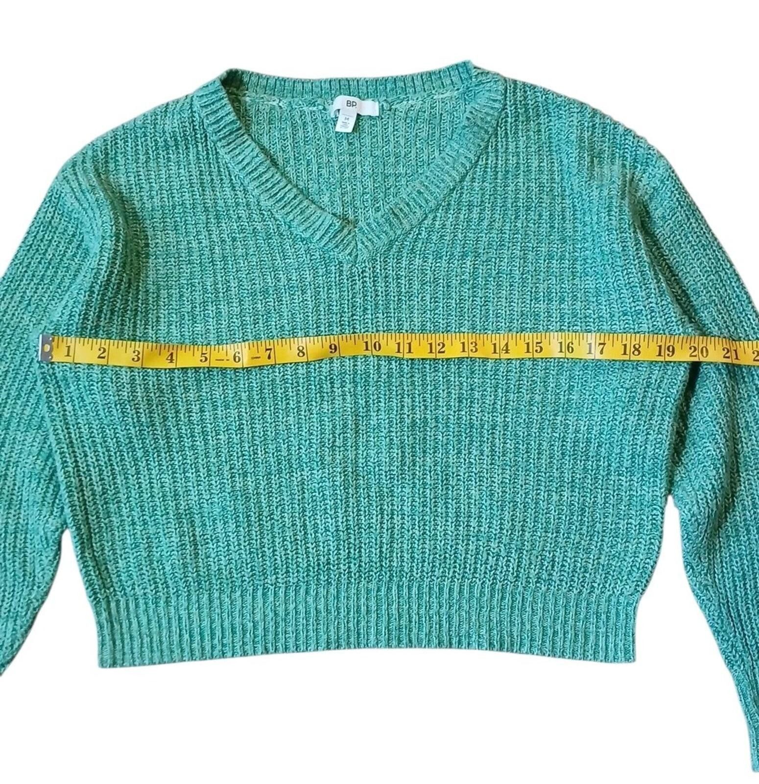 BP. BP Green Pull Over V-Neck Sweater Women’s Medium Cropped Size M / US 6-8 / IT 42-44 - 4 Thumbnail