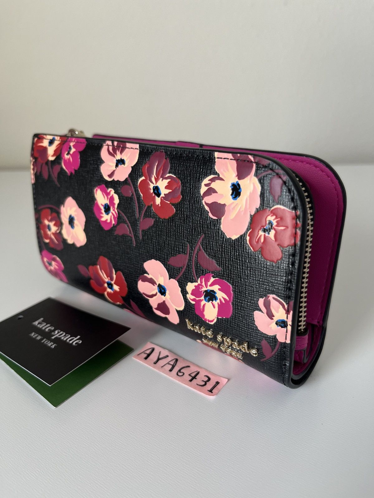 Kate Spade Kate Spade Wallet Size ONE SIZE - 1 Thumbnail