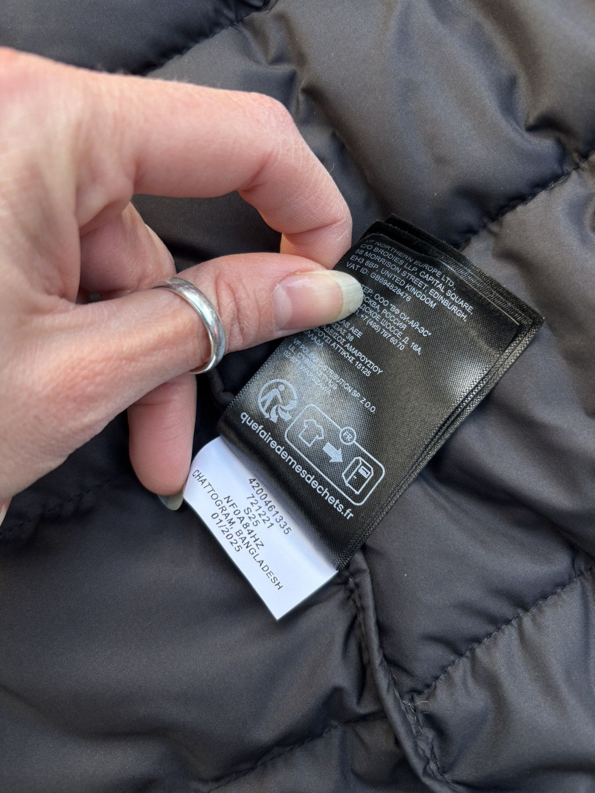 The North Face North face puffer brand new Size US M / EU 48-50 / 2 - 6 Thumbnail