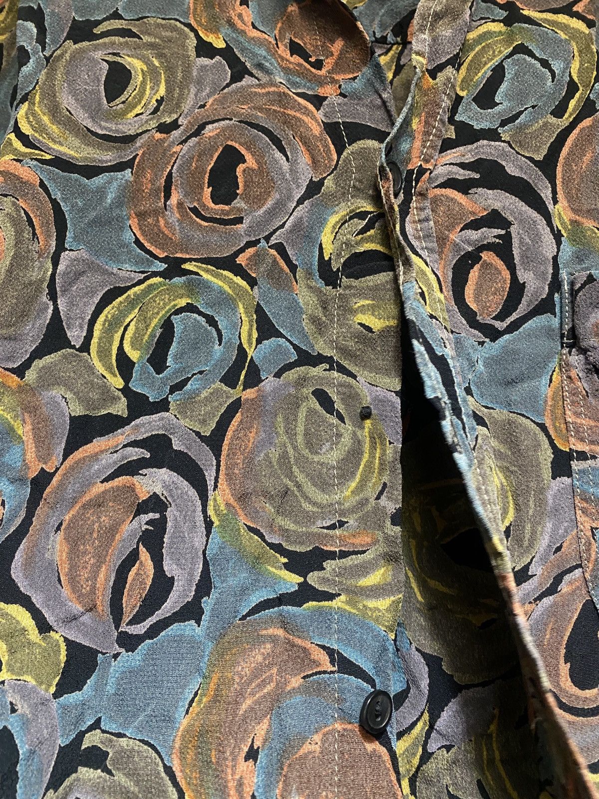 Vintage Vintage abstract roses viscose shirt button up Size US L / EU 52-54 / 3 - 6 Thumbnail