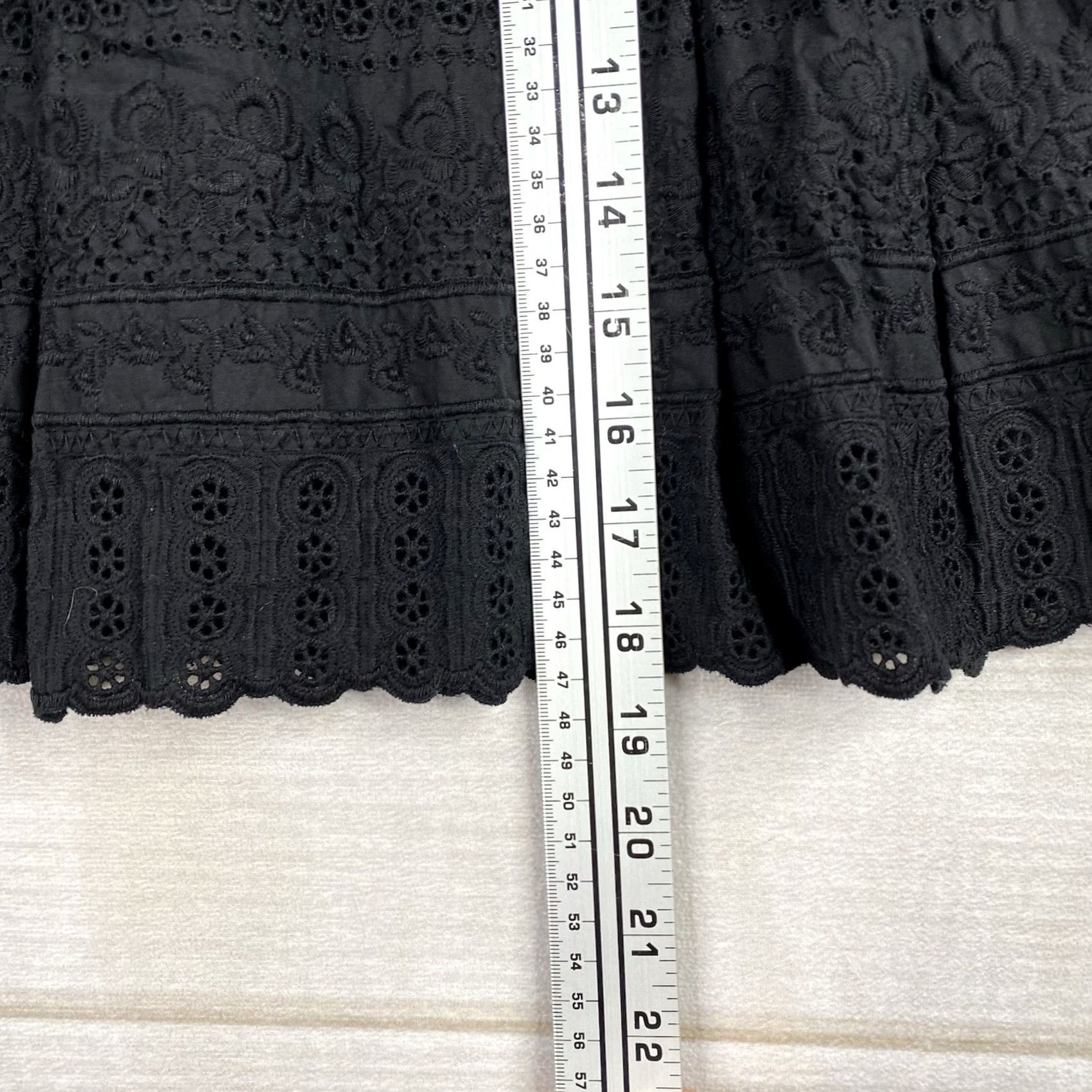 Nanette Lepore Nanette Lepore Skirt Sz 0 Black A-Line Bohemian Crochet Back Zip Lined Chambray Cotton Blend Fully Pre-Owned Size 25" / US 0 / IT 36 - 5 Thumbnail