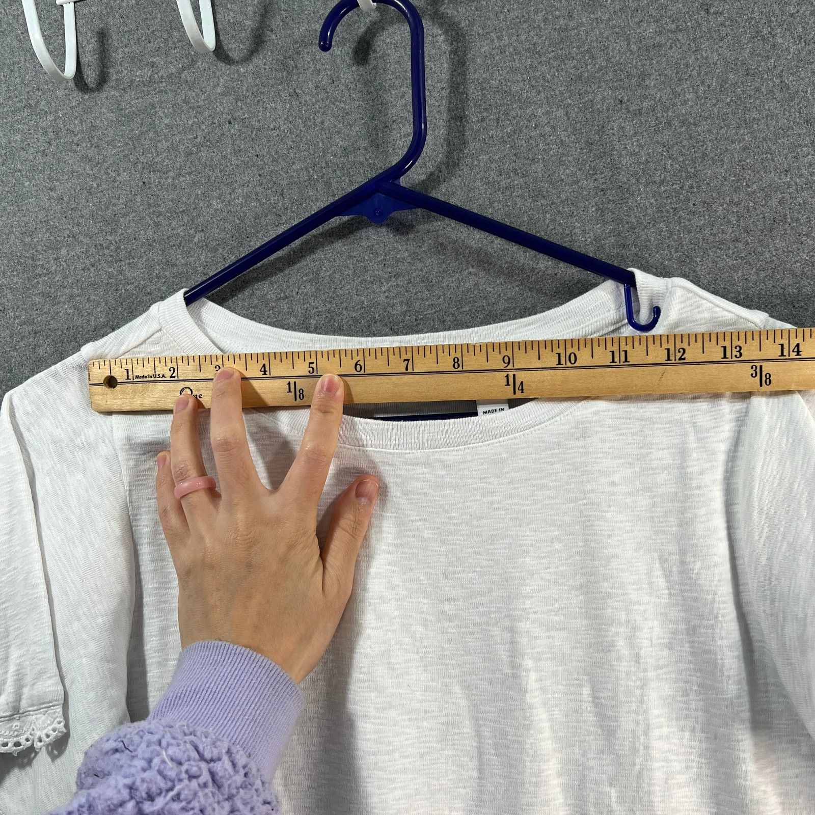 Isaac Mizrahi Isaac Mizrahi Live! Slub Jersey Top with Eyelet Insets Size S / US 4 / IT 40 - 6 Thumbnail