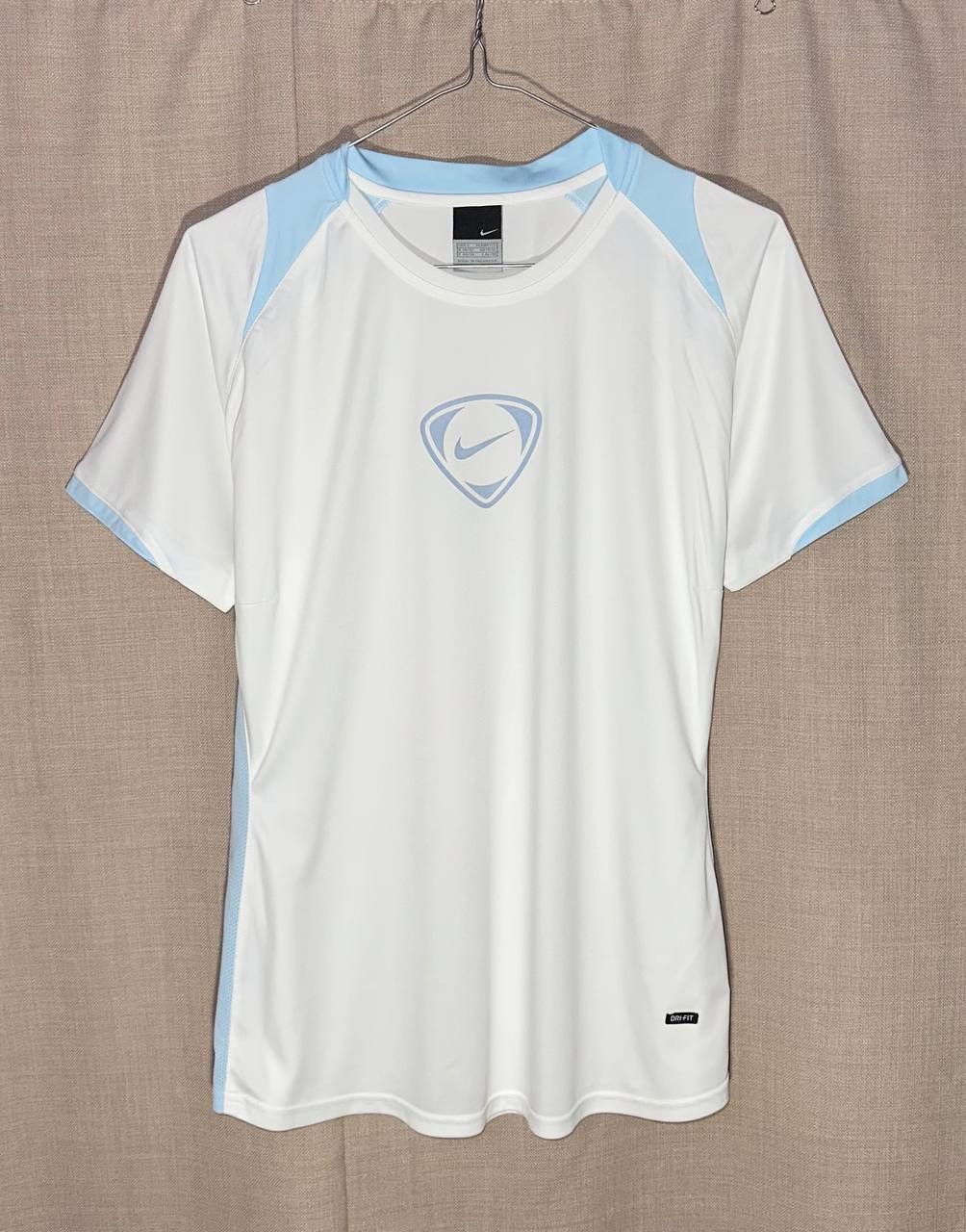 Nike Nike Vintage 90s Team Swoosh Logo Running Sport T-shirt Size US L / EU 52-54 / 3 - 1 Thumbnail