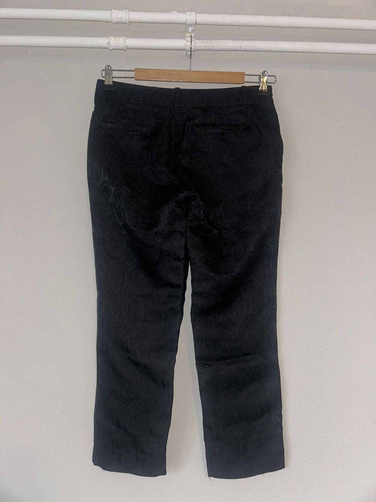 Gucci Gucci Black Silk Pants with Subtle Paisley Pattern - Size 42 Size 28" / US 6 / IT 42 - 7 Thumbnail