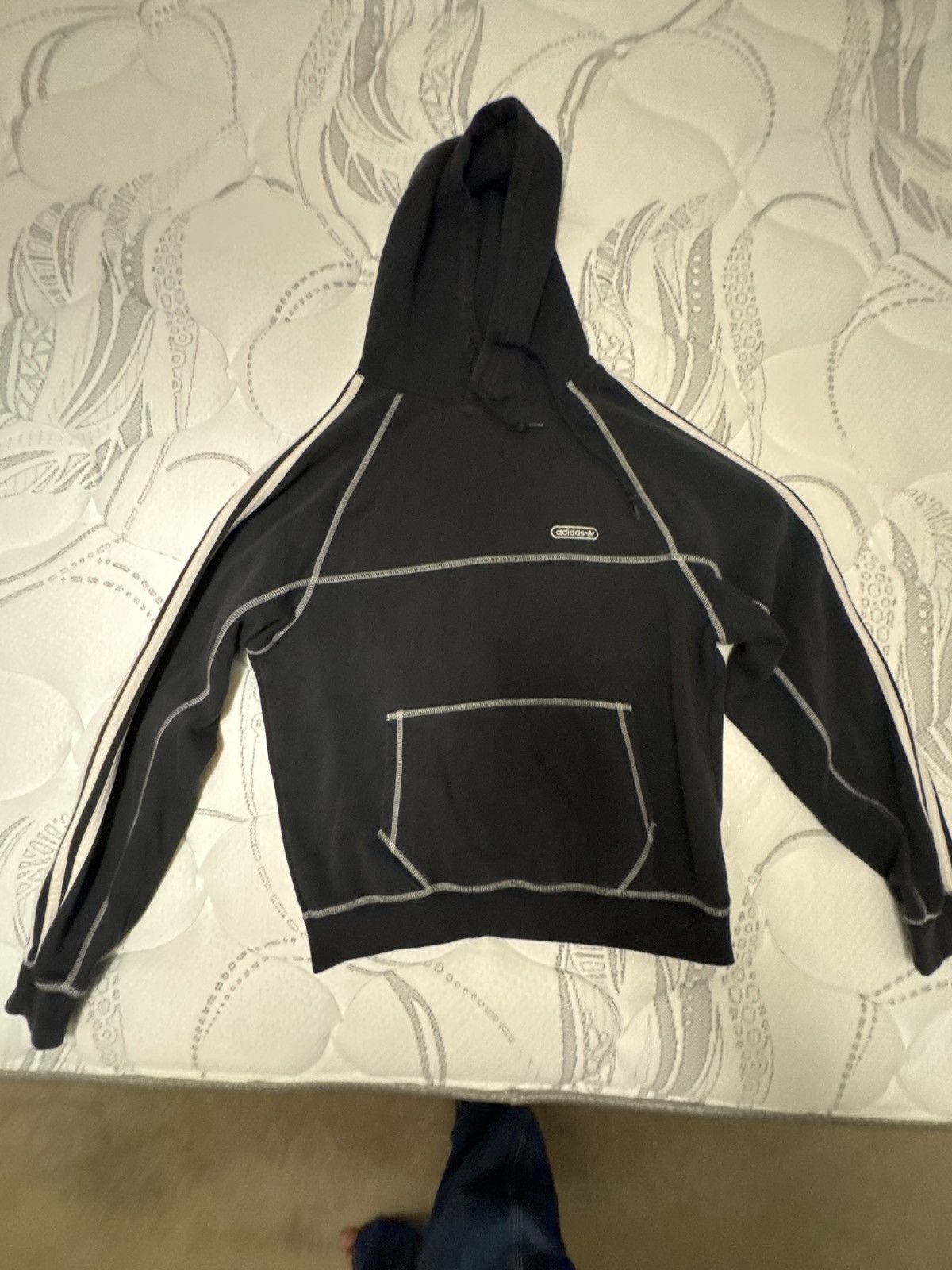 Adidas Hoodie with arm stripes and outer stitching Size US S / EU 44-46 / 1 - 1 Thumbnail