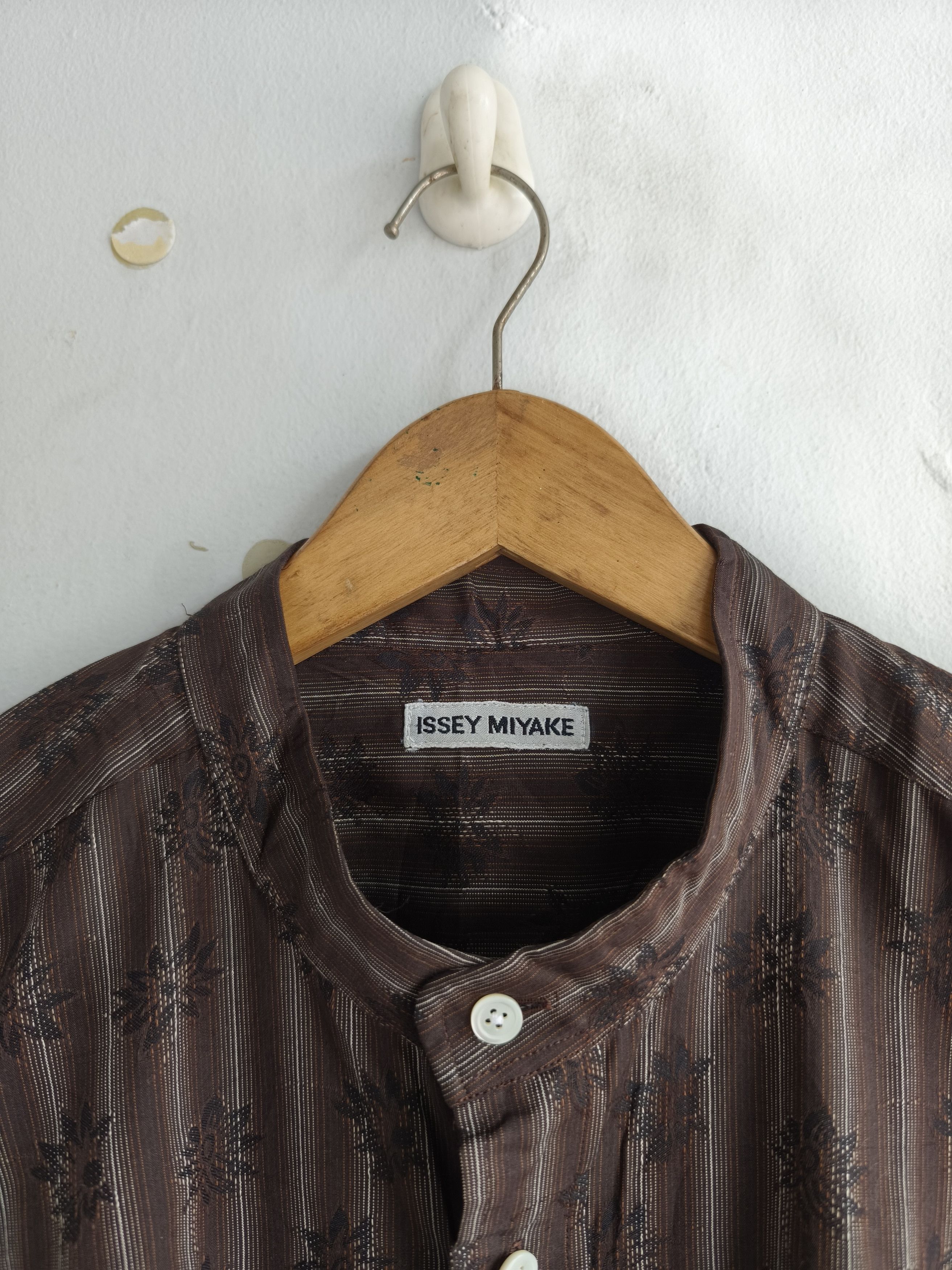 Designer × Issey Miyake × Japanese Brand Issey Miyake mandarin collar shirt Size US XL / EU 56 / 4 - 4 Thumbnail