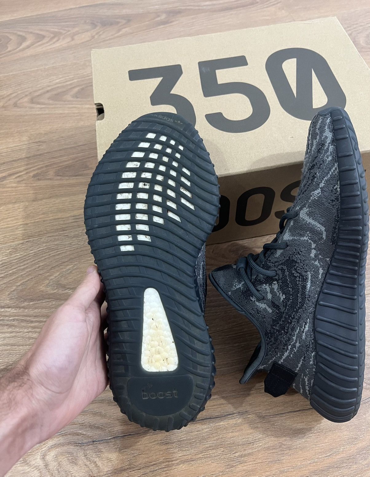 Yeezy Yeezy Boost 350 V2 MX Dark Salt Size US 9.5 / EU 42-43 - 3 Thumbnail
