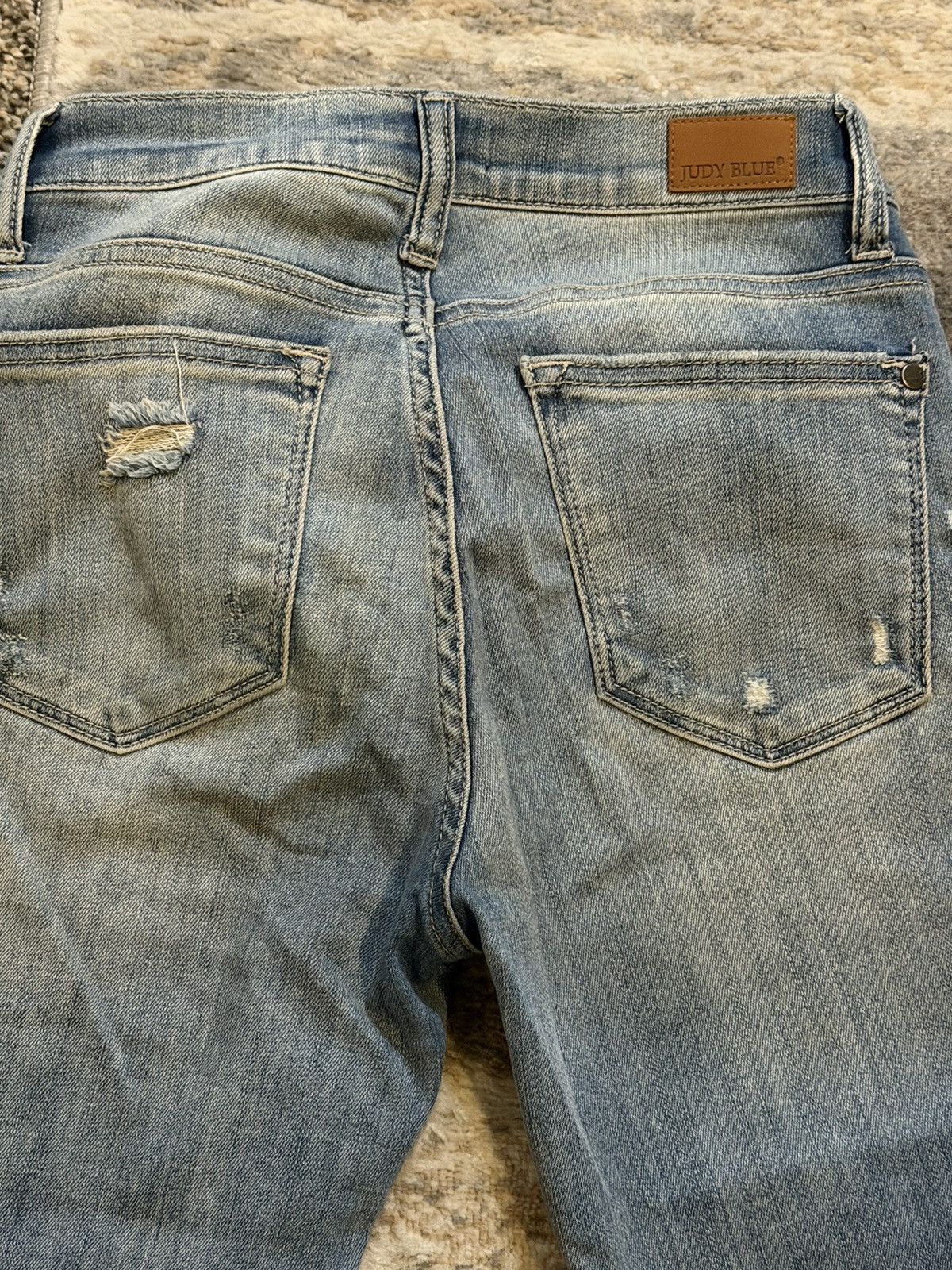 Judy Blue Judy blue straight fit lightly lined jeans light wash 3/26 Size 26" / US 2 / IT 38 - 5 Thumbnail