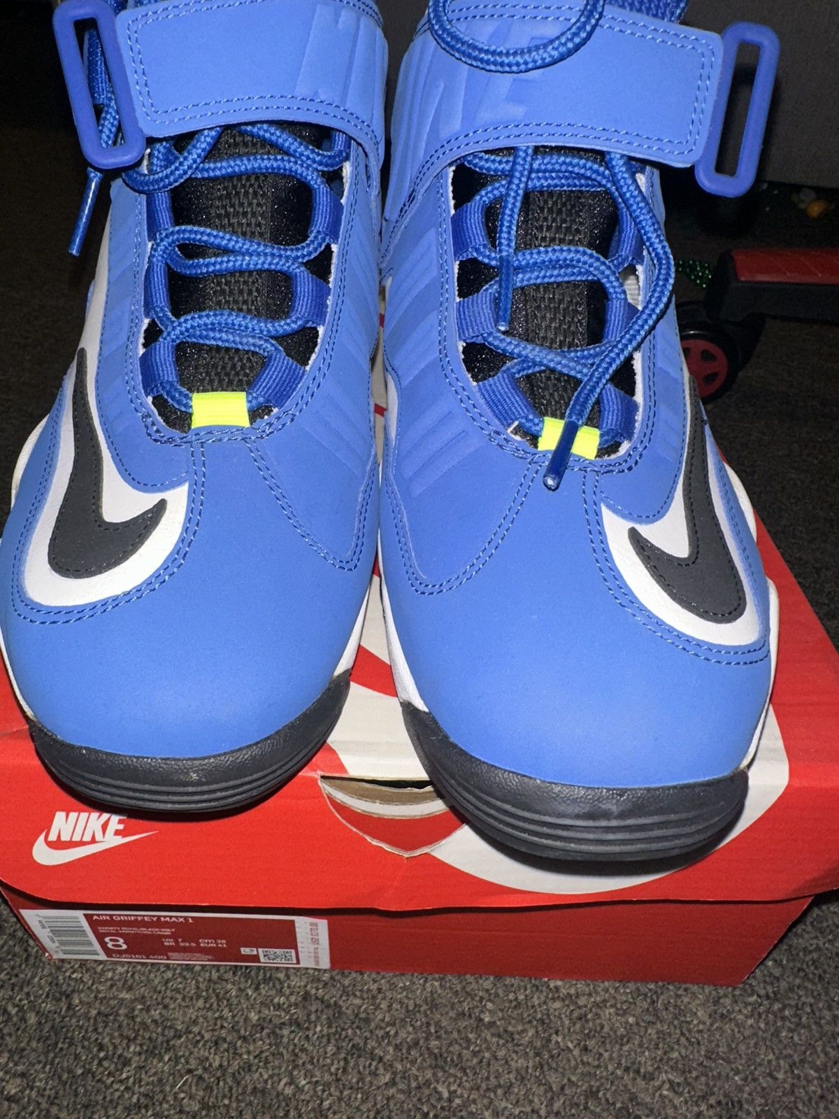 Nike AIR GRIFFEY MAX 1 VOLT SZ 8 Size US 8 / EU 41 - 5 Thumbnail