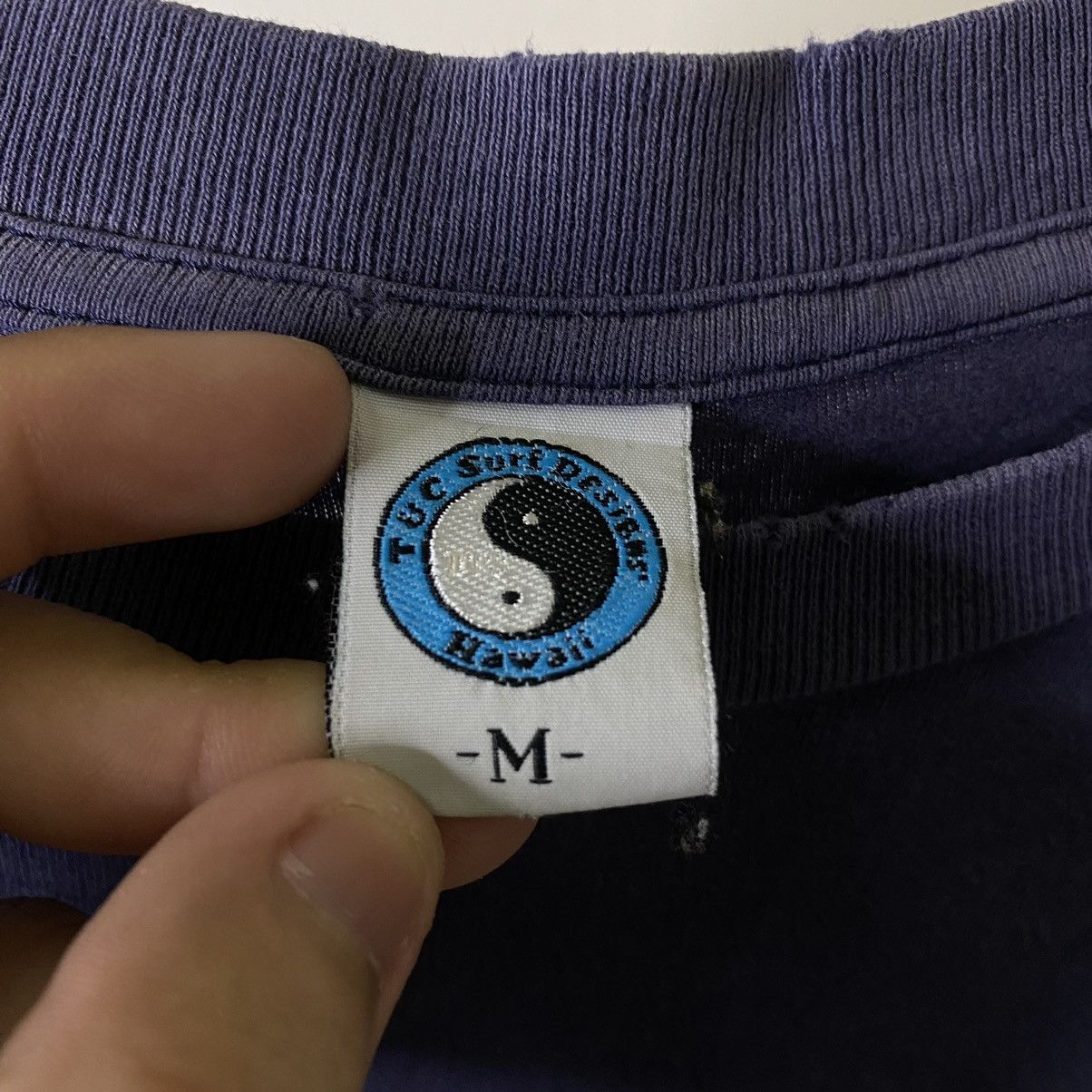 Vintage Vintage Y2K T&C Surf Big Back Ying Yang Logo Surfing Style T Size US L / EU 52-54 / 3 - 3 Thumbnail