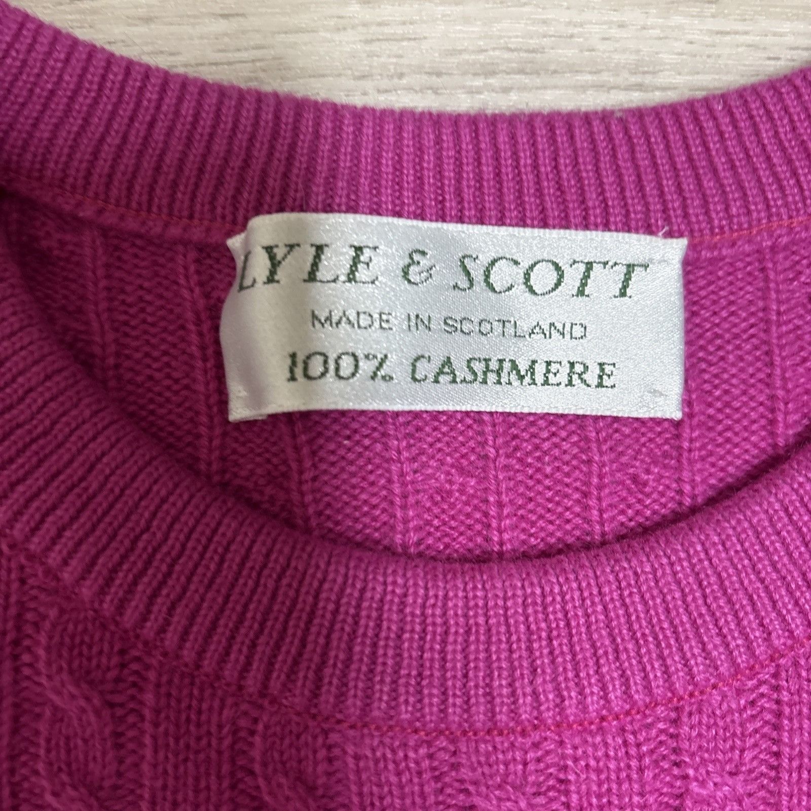 Lyle & Scott Lyle & Scott Cashmere Sweater Womens XL Fuchsia Cable Knit P Size XL / US 12-14 / IT 48-50 - 5 Thumbnail