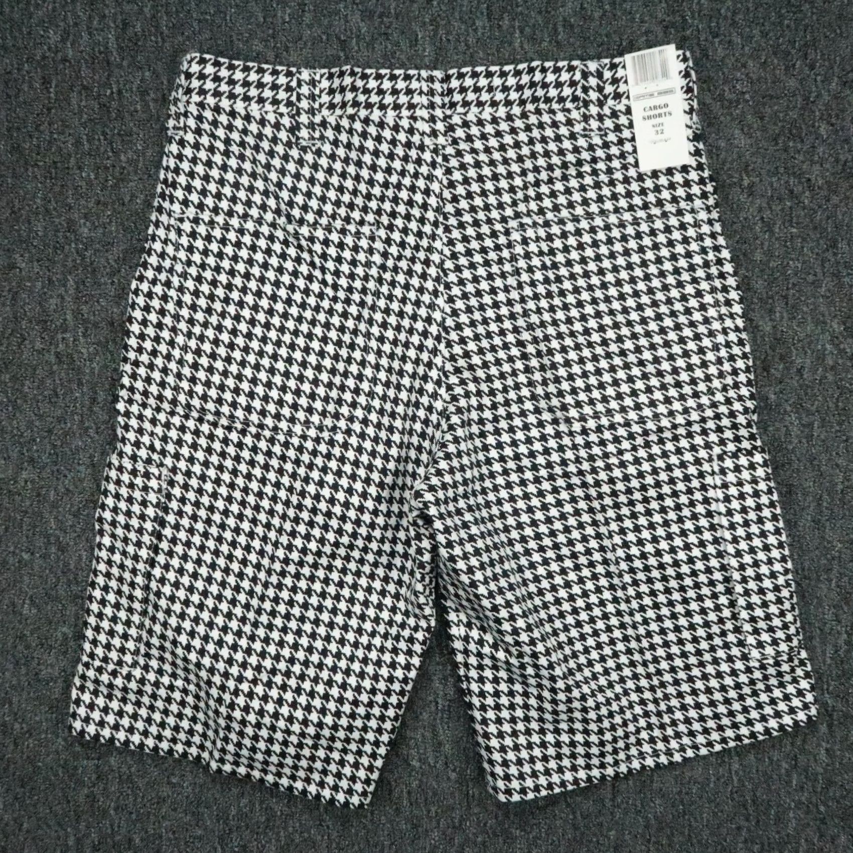 Vintage Game Bibs Shorts Mens 32 Black Houndstooth Cargo Fan Wear Tailgate Cargo Han﻿ds Mens Size US 32 / EU 48 - 5 Thumbnail